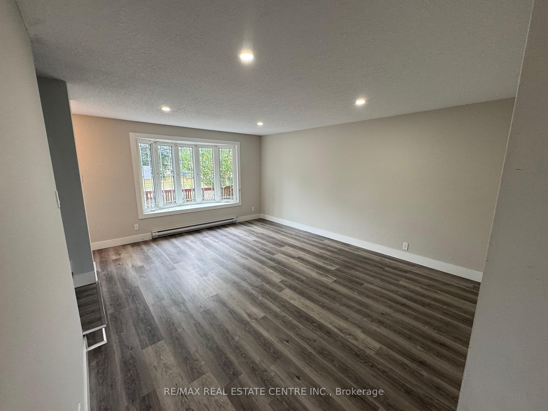 Photo 7 of 143 Rouse Avenue, Cambridge — HOMEH