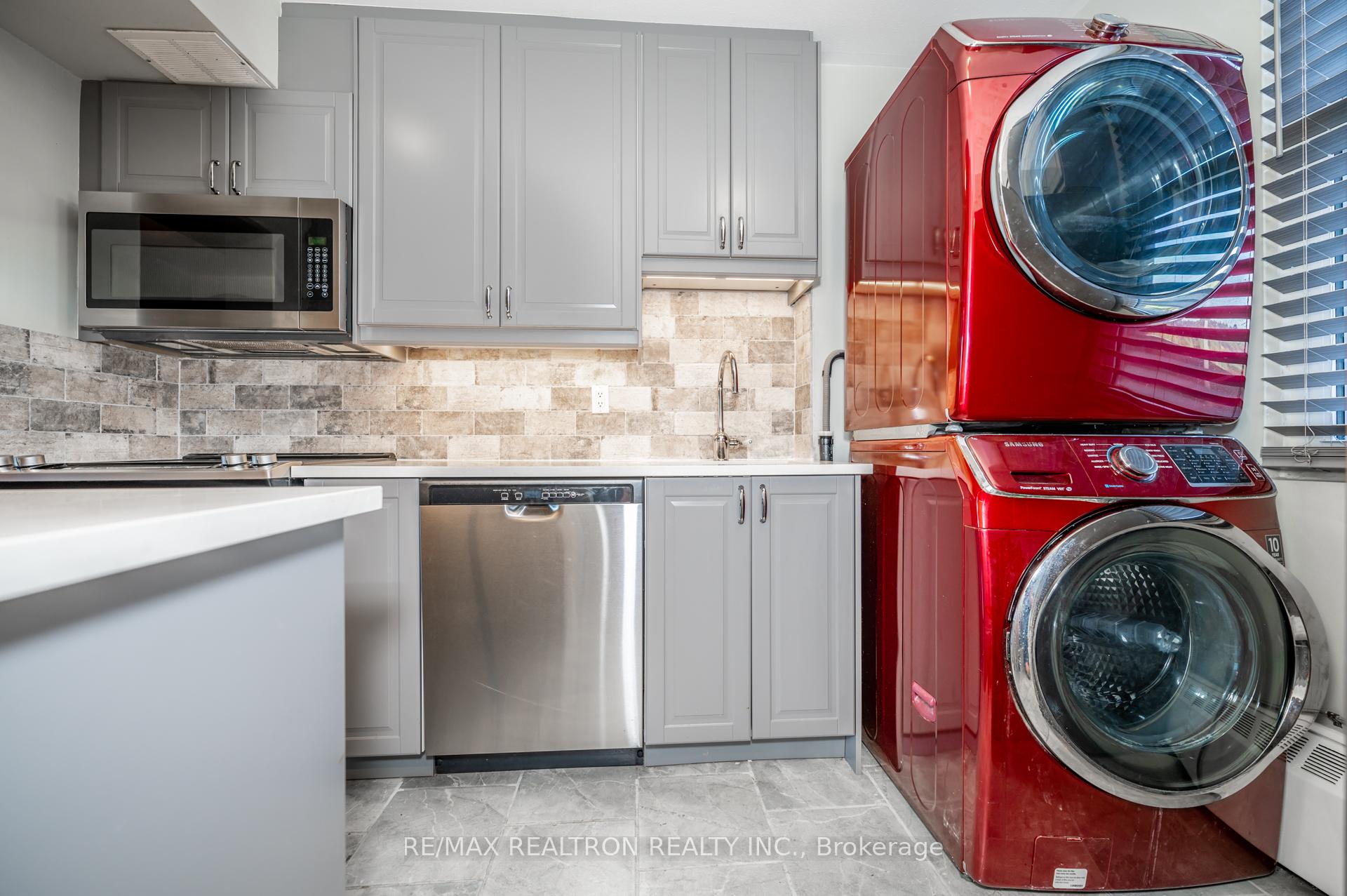 Photo 3 of Unit 421, 350 Quigley Road, Hamilton, Vincent — HOMEH