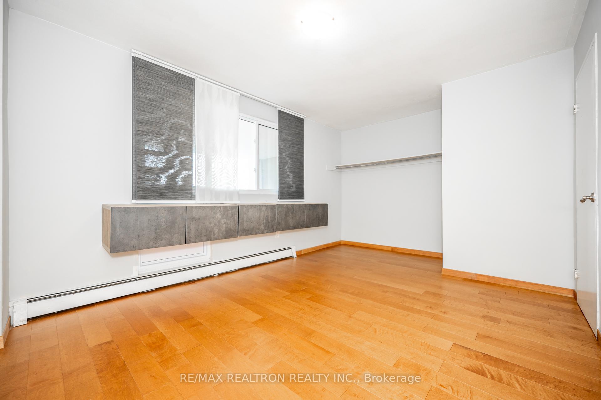 Photo 13 of Unit 421, 350 Quigley Road, Hamilton, Vincent — HOMEH