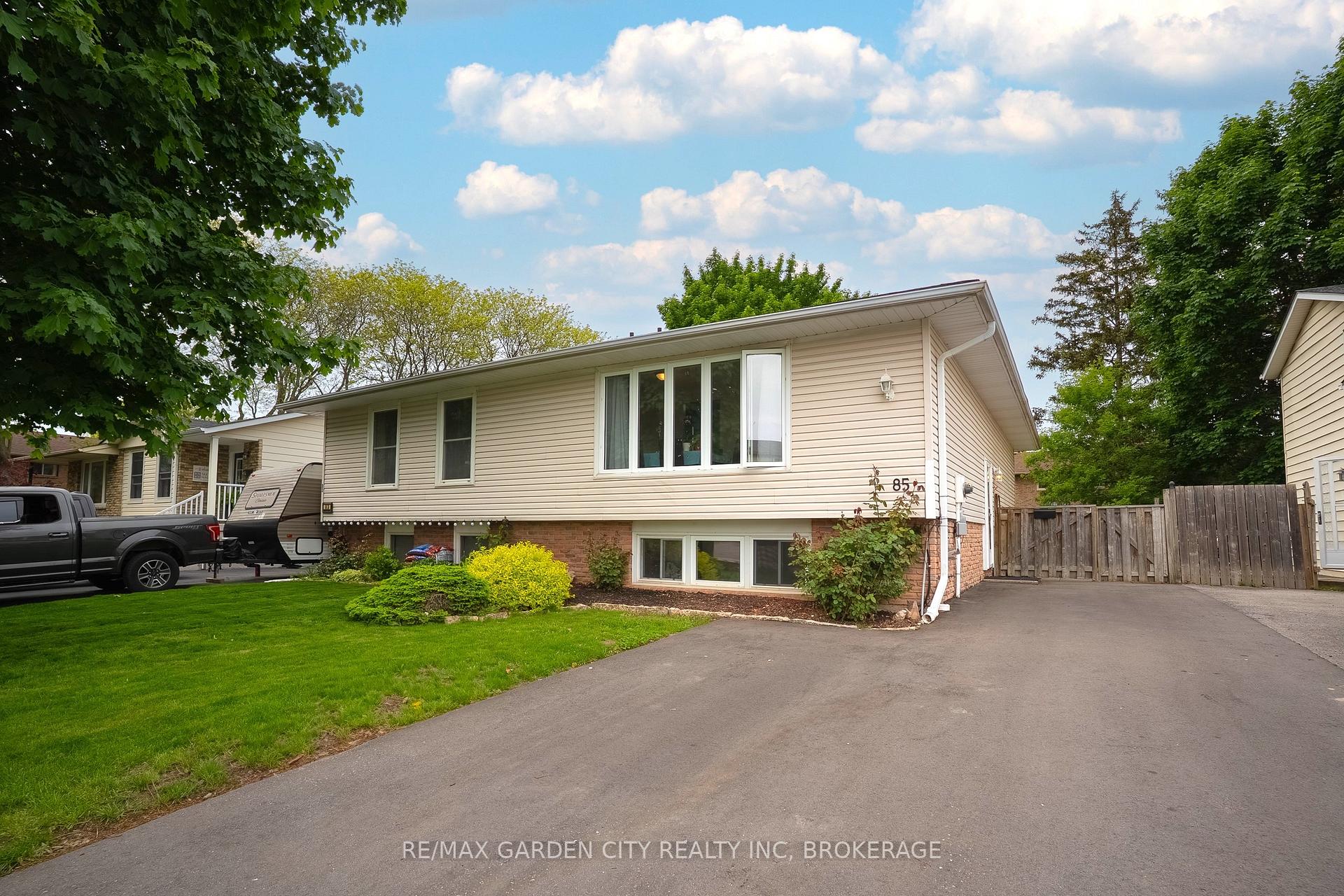 Front of 85 Ventura Drive