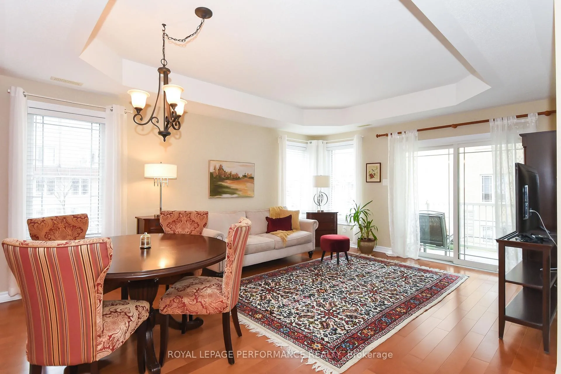 Photo 8 of Unit 4, 224 Paseo Private, Ottawa, Centrepointe — HOMEH