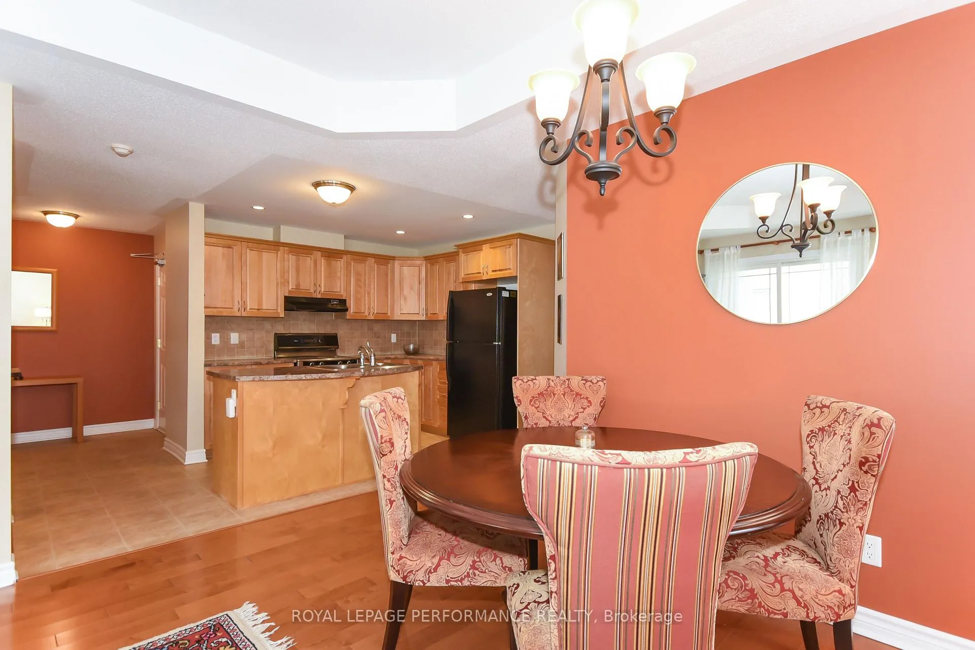 Photo 10 of Unit 4, 224 Paseo Private, Ottawa, Centrepointe — HOMEH