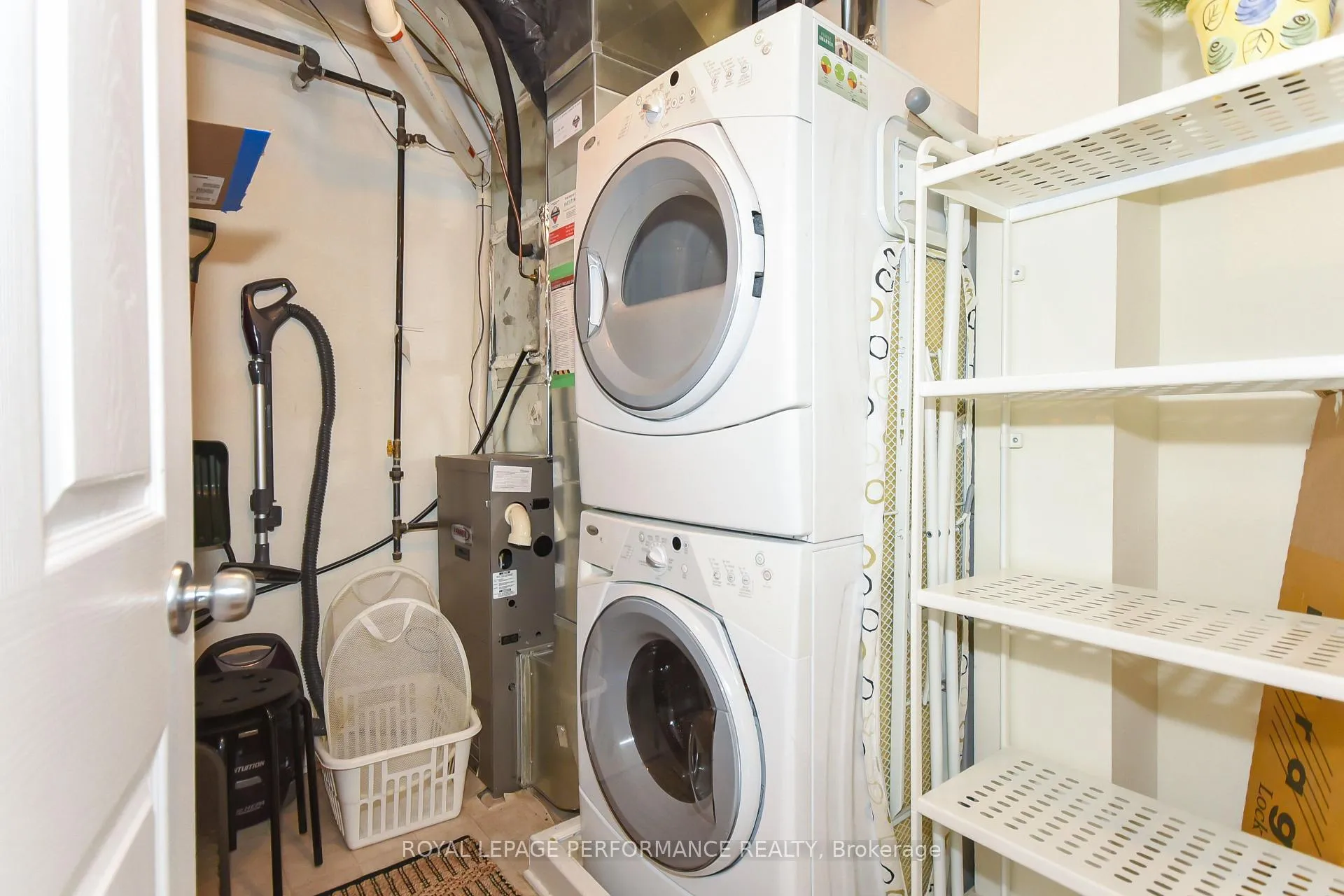 Photo 28 of Unit 4, 224 Paseo Private, Ottawa, Centrepointe — HOMEH
