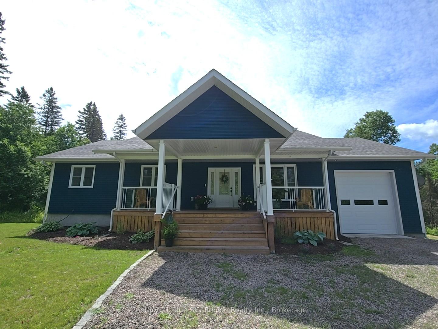 Photo 4 of 635 Chiswick Line, Powassan — HOMEH