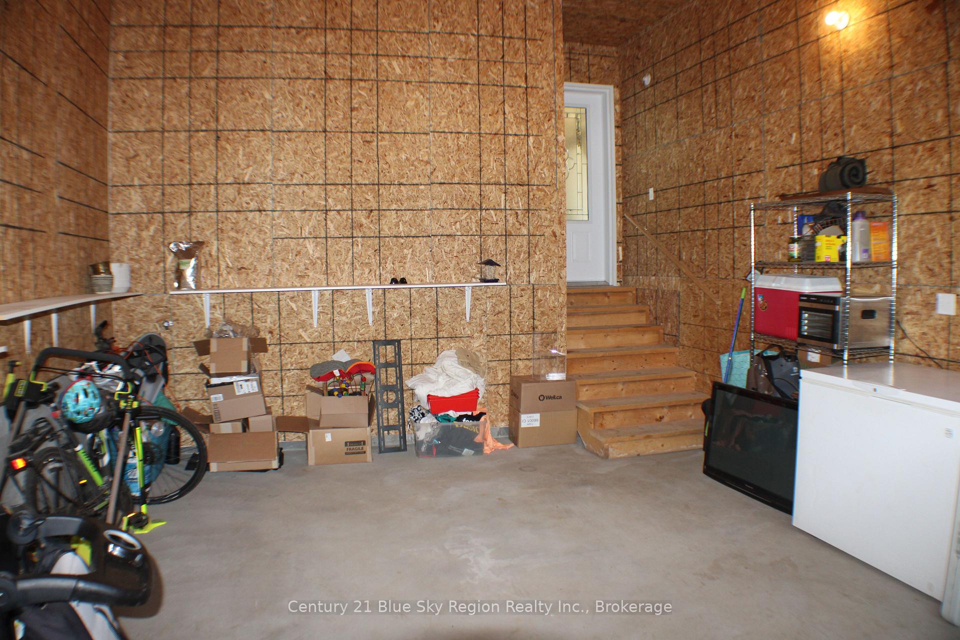 Photo 37 of 635 Chiswick Line, Powassan — HOMEH