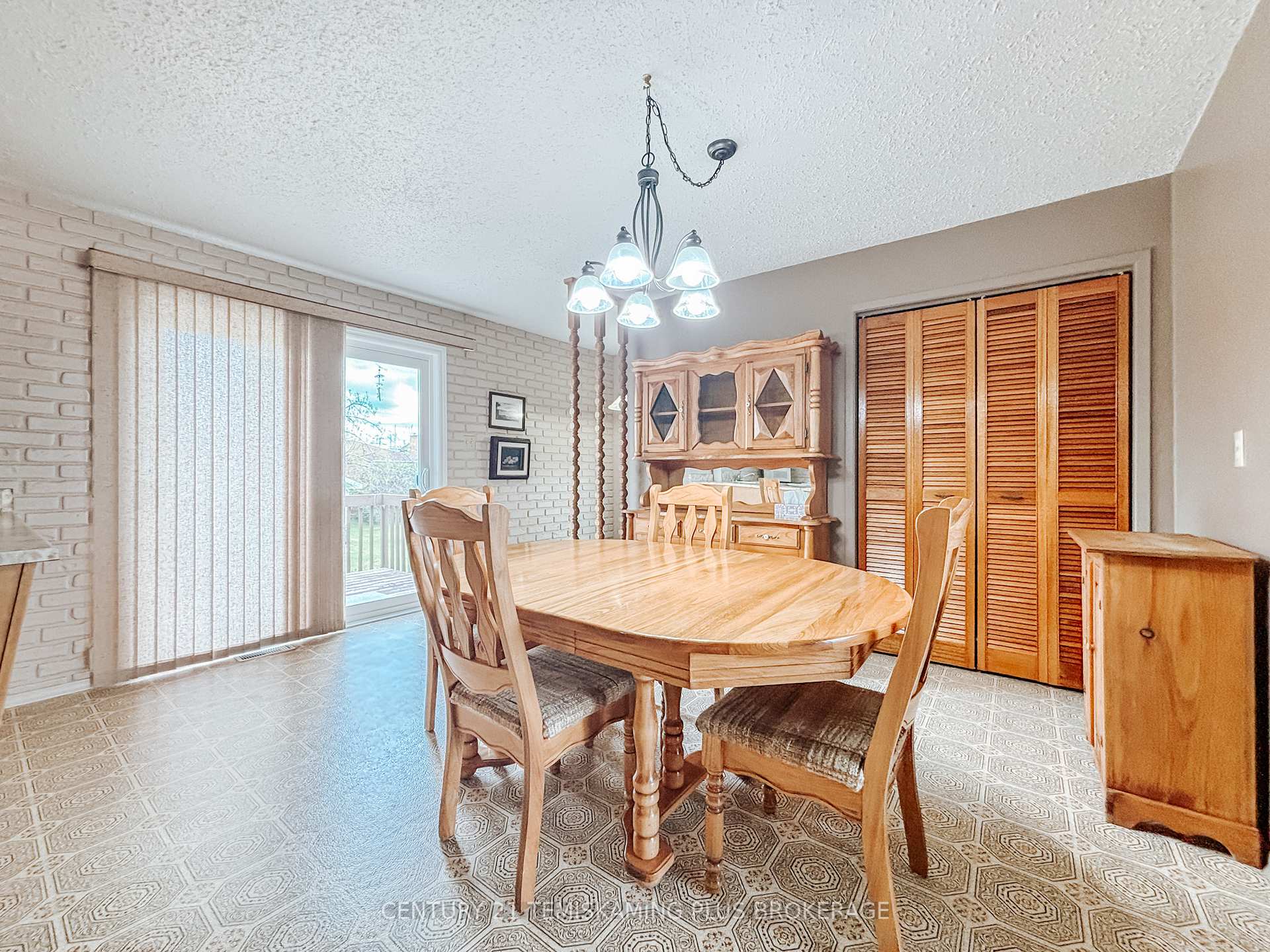 Photo 12 of 17 Ninth Avenue, Armstrong, Earlton — HOMEH