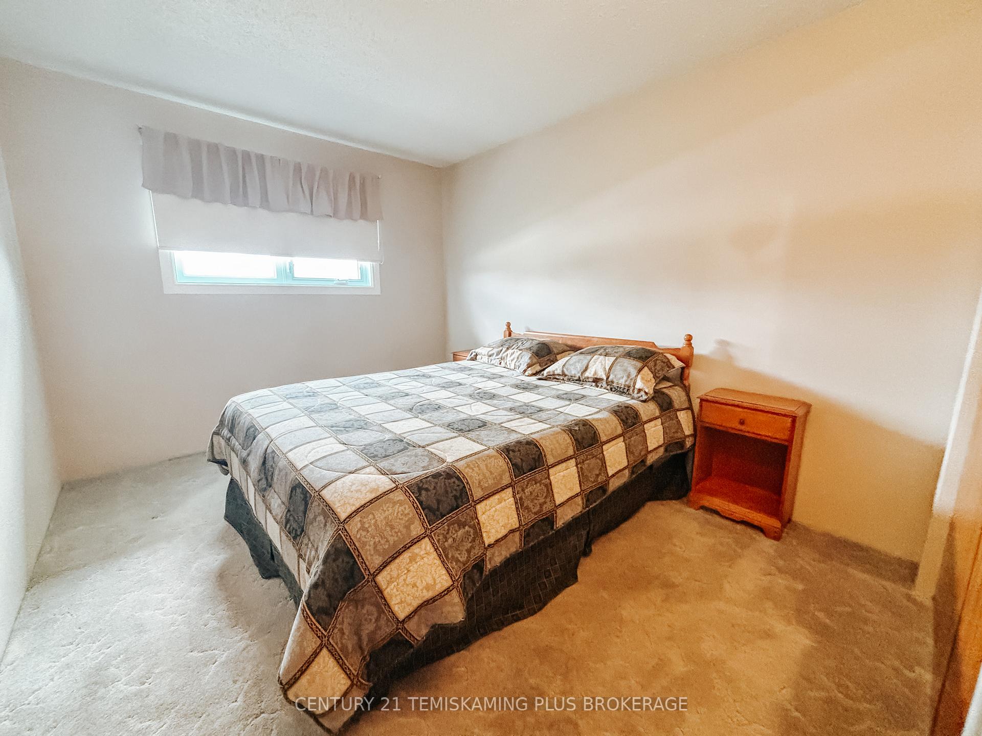 Photo 18 of 17 Ninth Avenue, Armstrong, Earlton — HOMEH