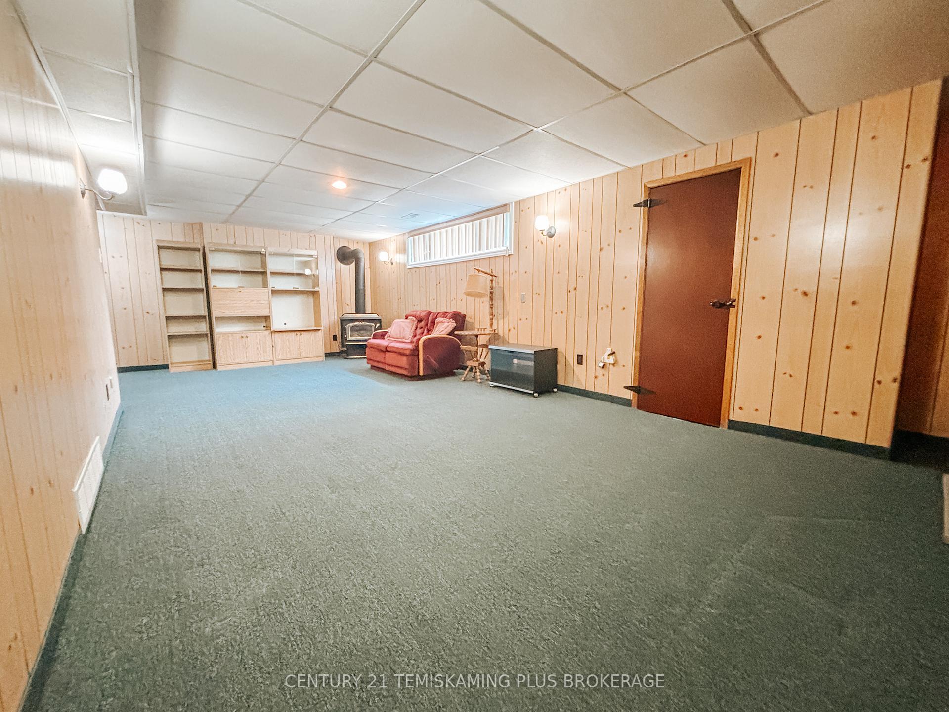 Photo 19 of 17 Ninth Avenue, Armstrong, Earlton — HOMEH