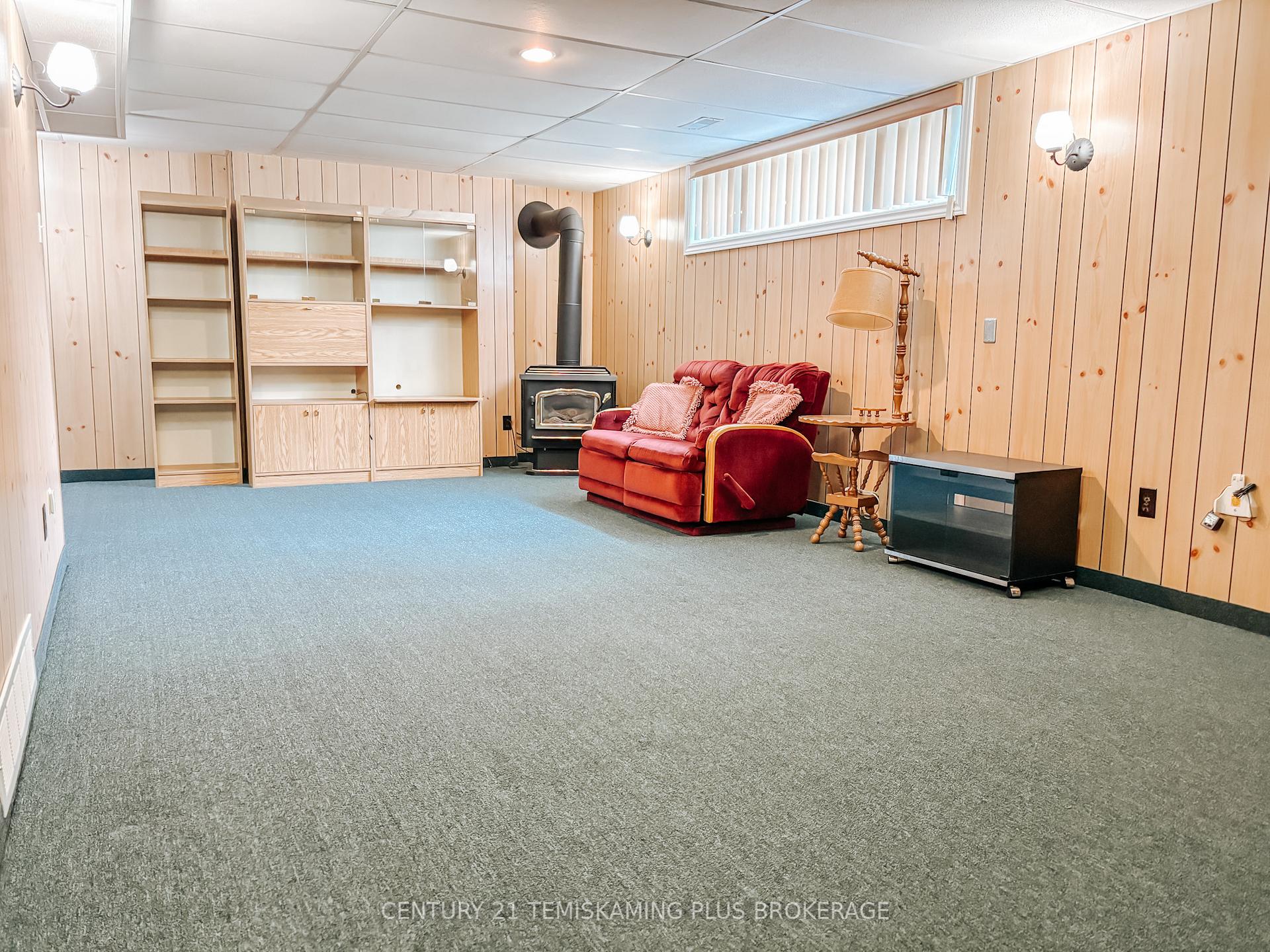 Photo 20 of 17 Ninth Avenue, Armstrong, Earlton — HOMEH