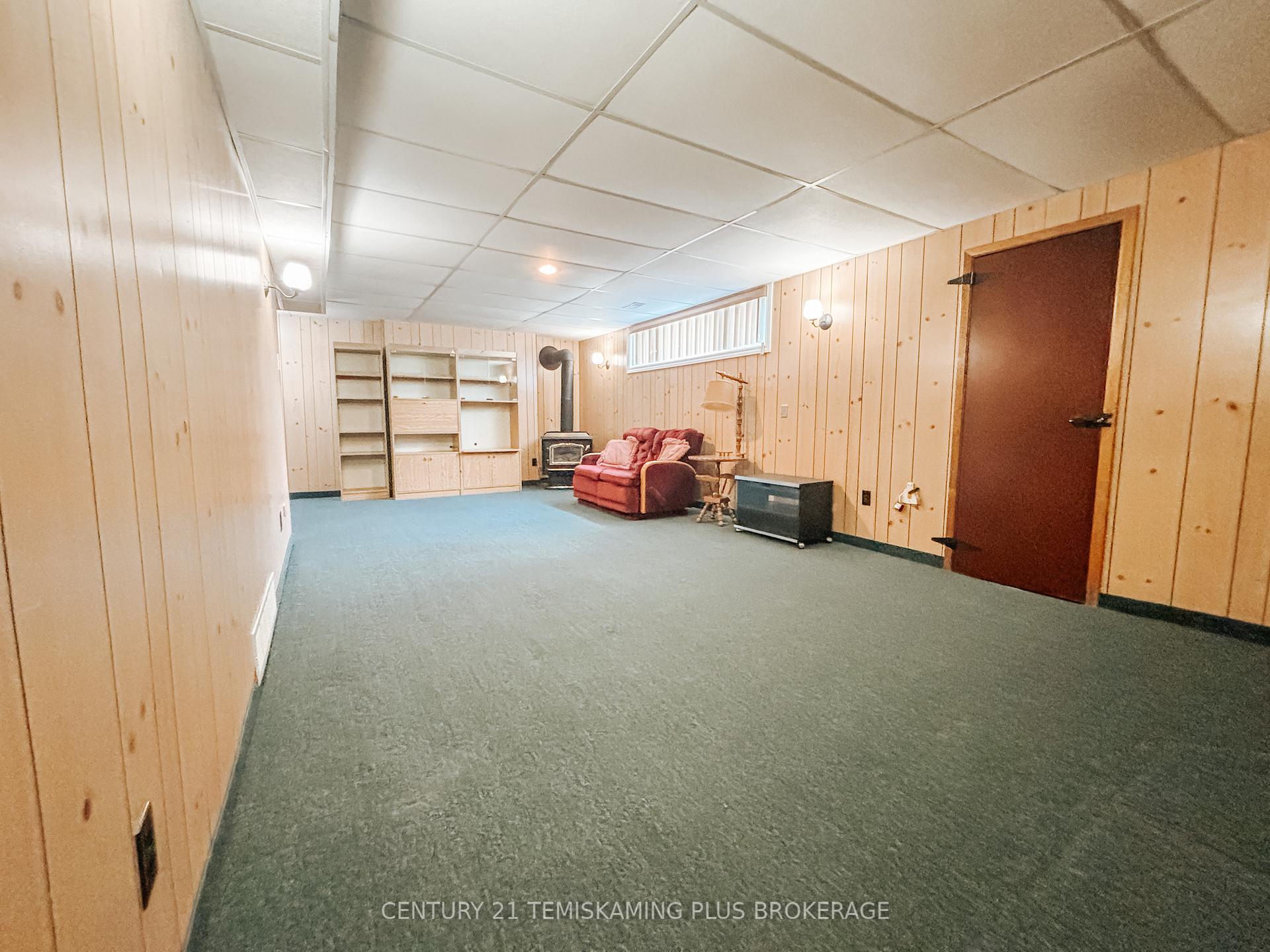 Photo 21 of 17 Ninth Avenue, Armstrong, Earlton — HOMEH