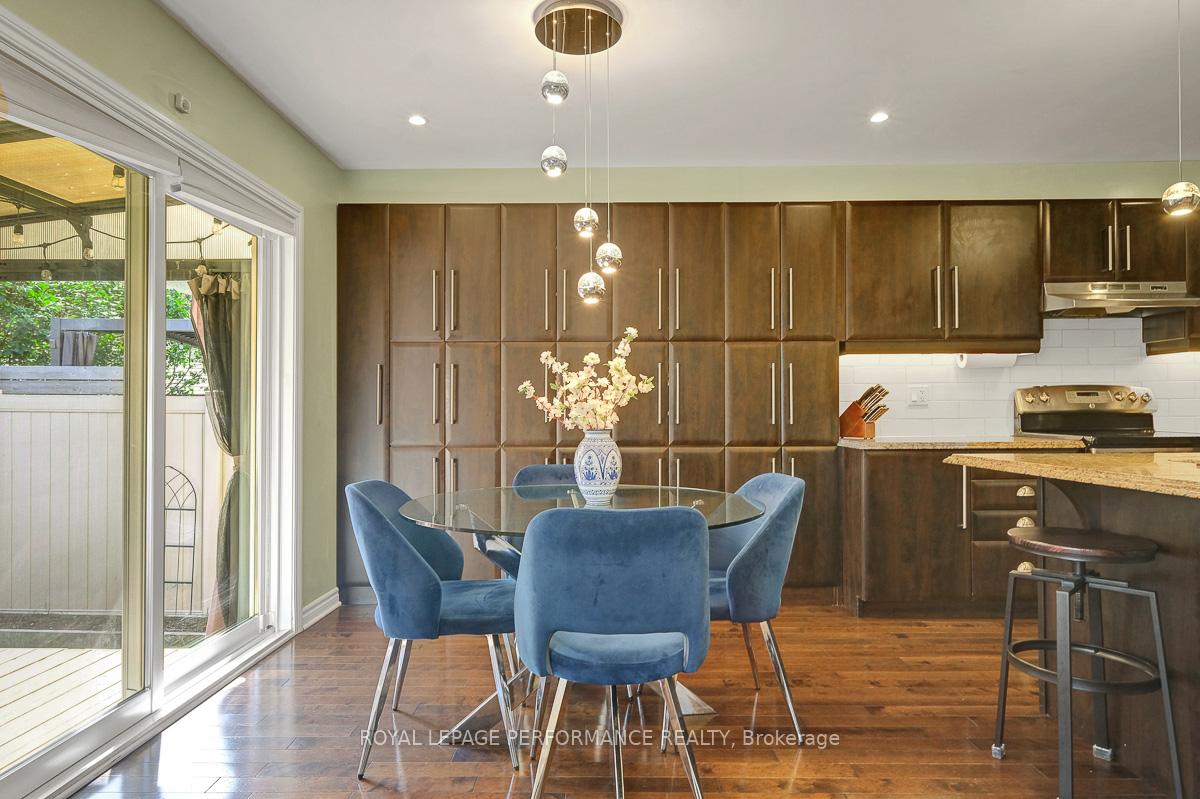 Photo 6 of 417 Meadowhawk Crescent, Ottawa, Barrhaven - Stonebridge — HOMEH