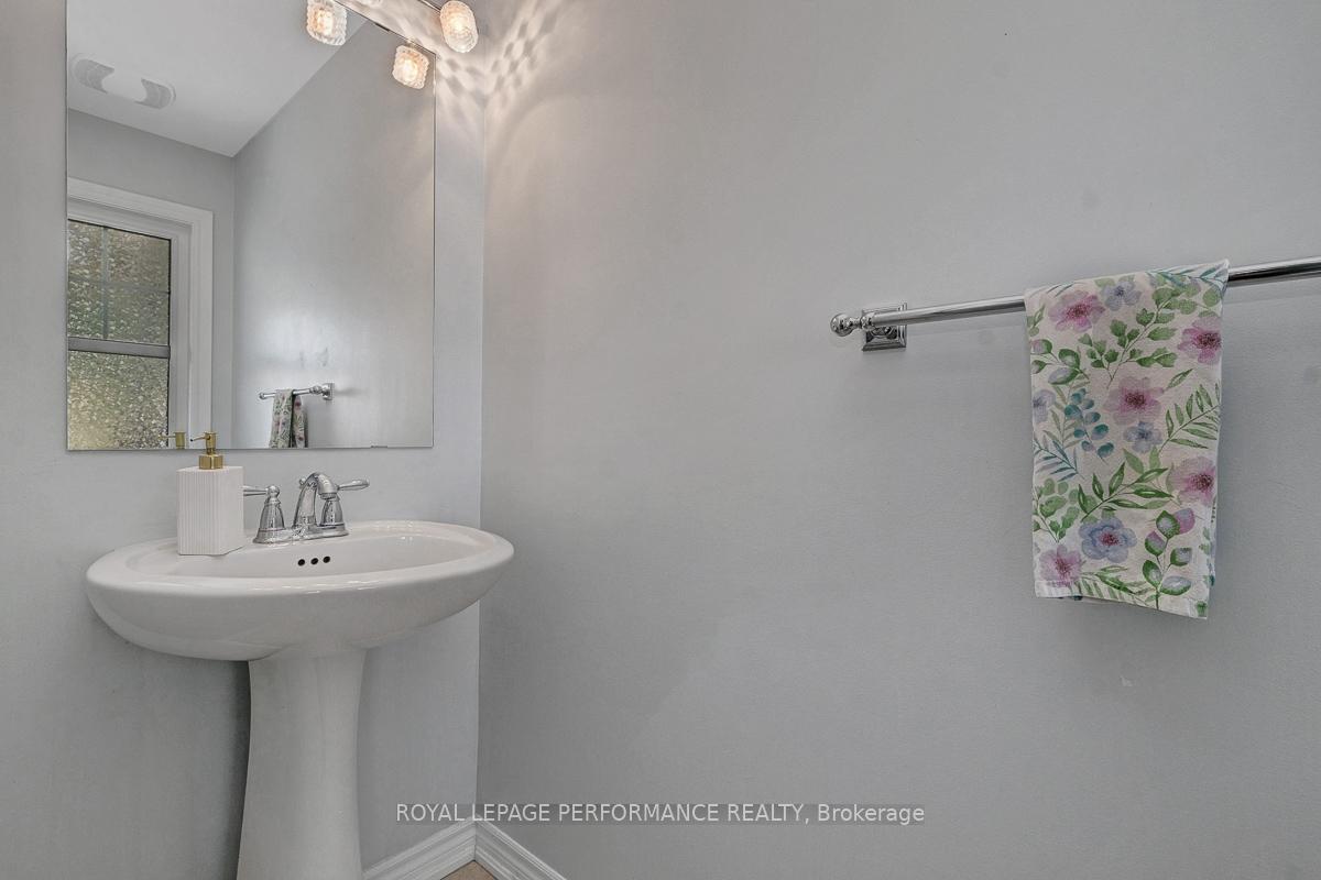 Photo 9 of 417 Meadowhawk Crescent, Ottawa, Barrhaven - Stonebridge — HOMEH