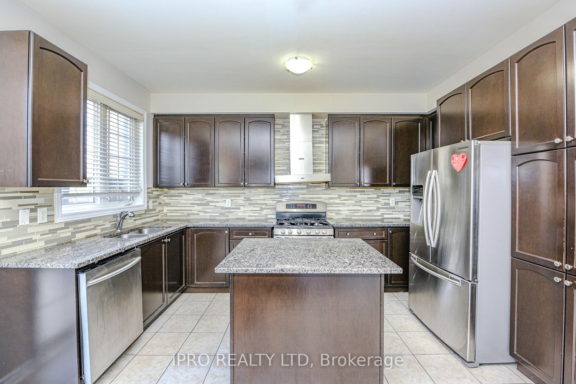 Photo 5 of 44 Templehill Road, Brampton, Sandringham-Wellington — HOMEH