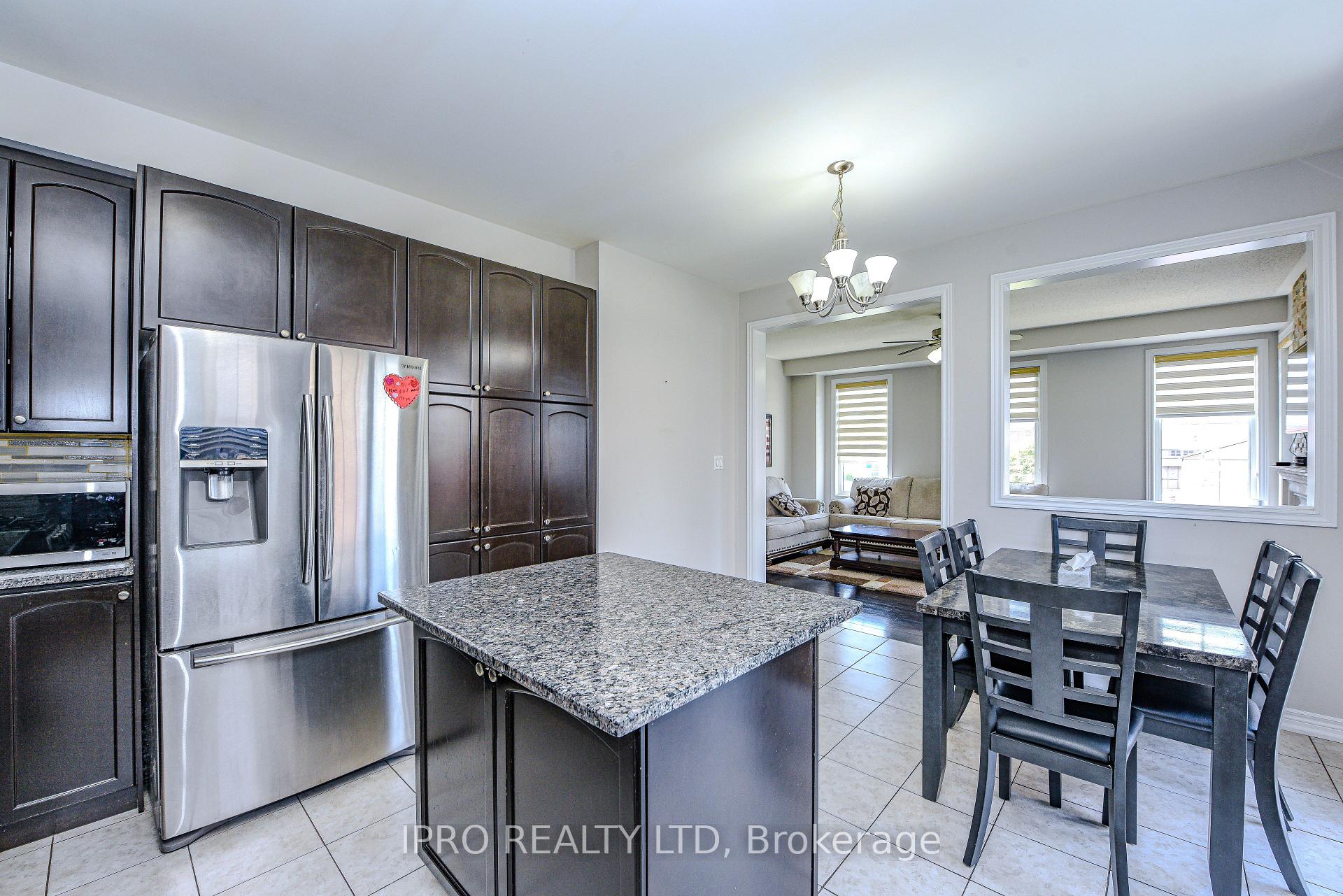 Photo 7 of 44 Templehill Road, Brampton, Sandringham-Wellington — HOMEH