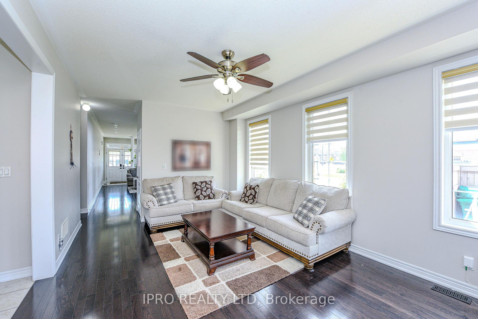 Photo 10 of 44 Templehill Road, Brampton, Sandringham-Wellington — HOMEH