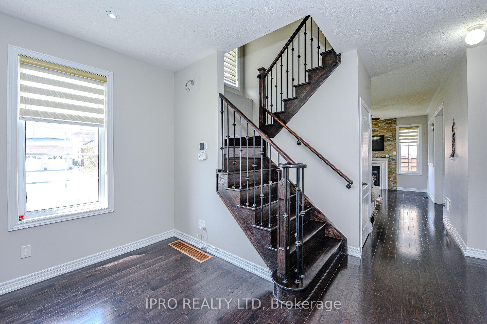 Photo 9 of 44 Templehill Road, Brampton, Sandringham-Wellington — HOMEH