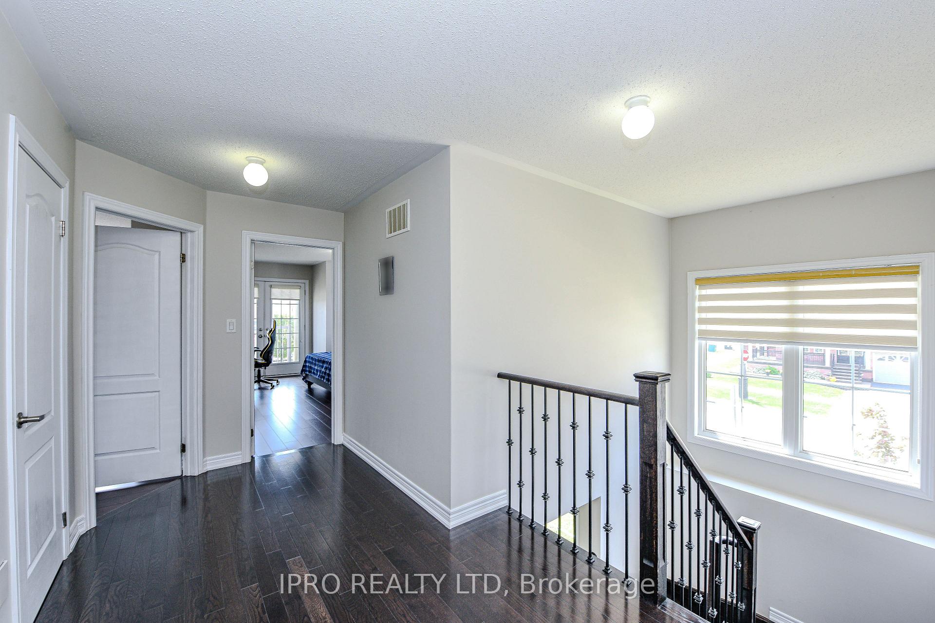 Photo 12 of 44 Templehill Road, Brampton, Sandringham-Wellington — HOMEH