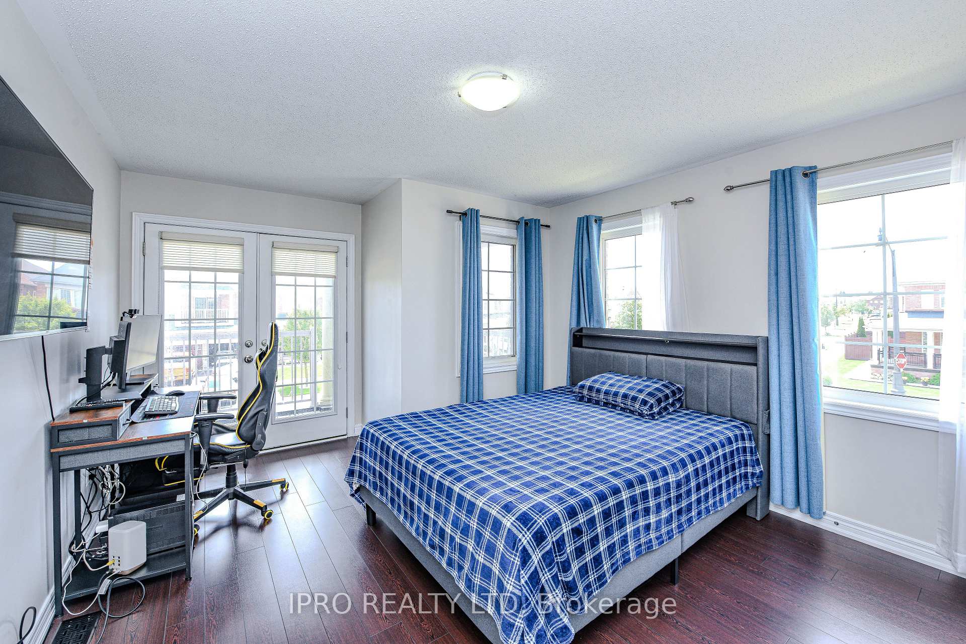 Photo 8 of 44 Templehill Road, Brampton, Sandringham-Wellington — HOMEH