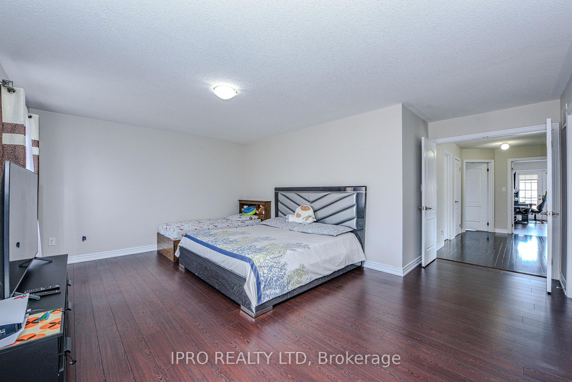 Photo 13 of 44 Templehill Road, Brampton, Sandringham-Wellington — HOMEH