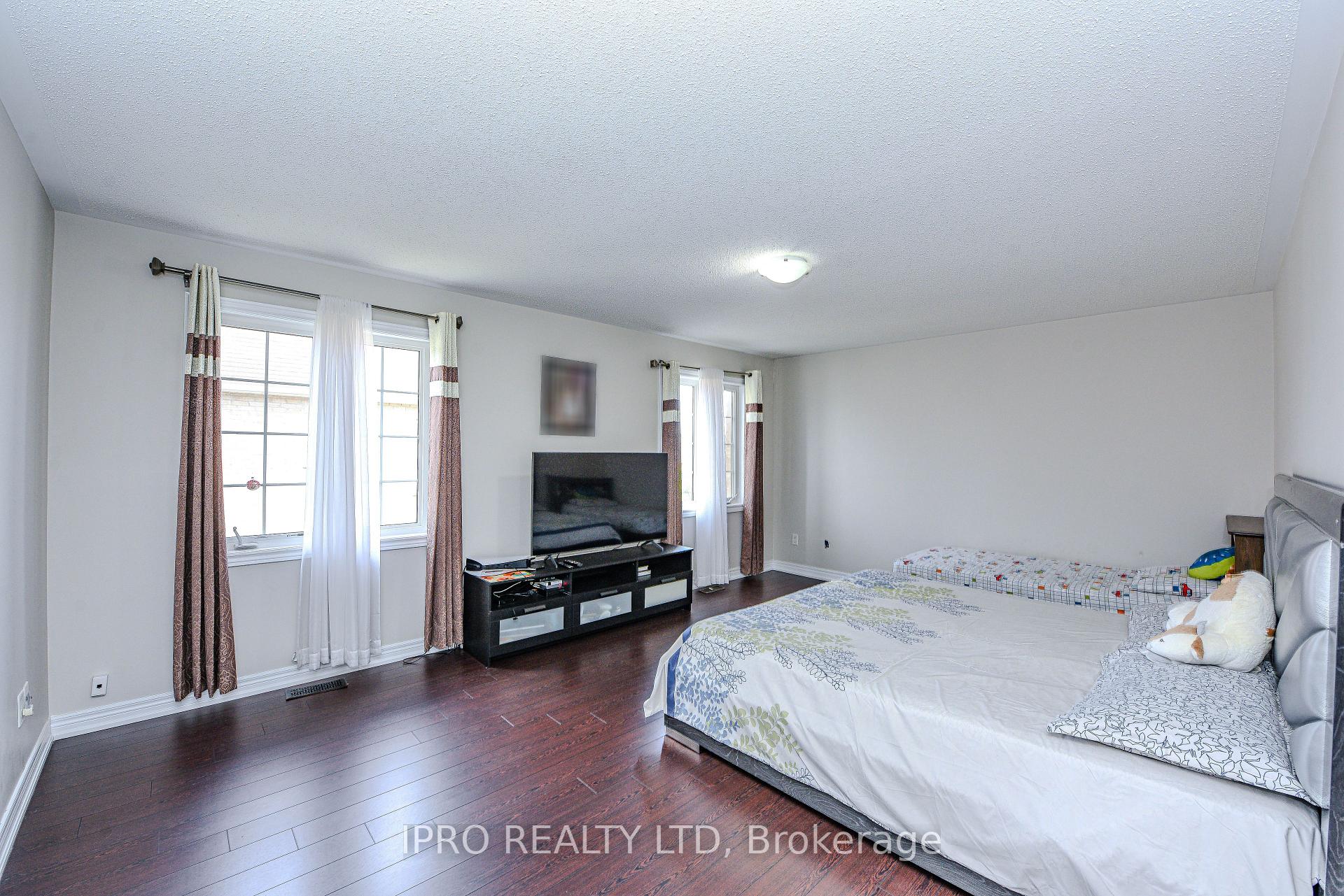 Photo 22 of 44 Templehill Road, Brampton, Sandringham-Wellington — HOMEH