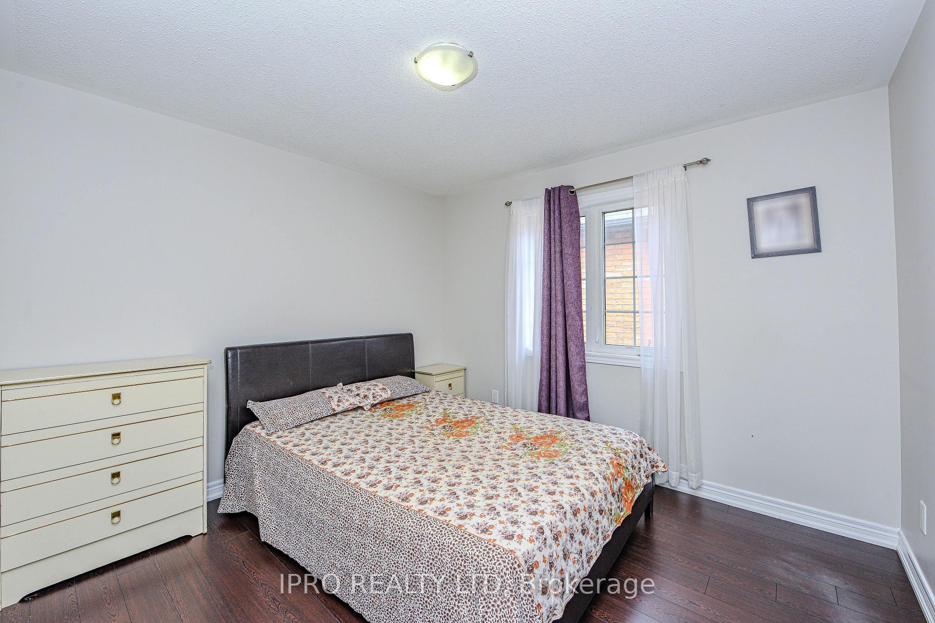 Photo 19 of 44 Templehill Road, Brampton, Sandringham-Wellington — HOMEH