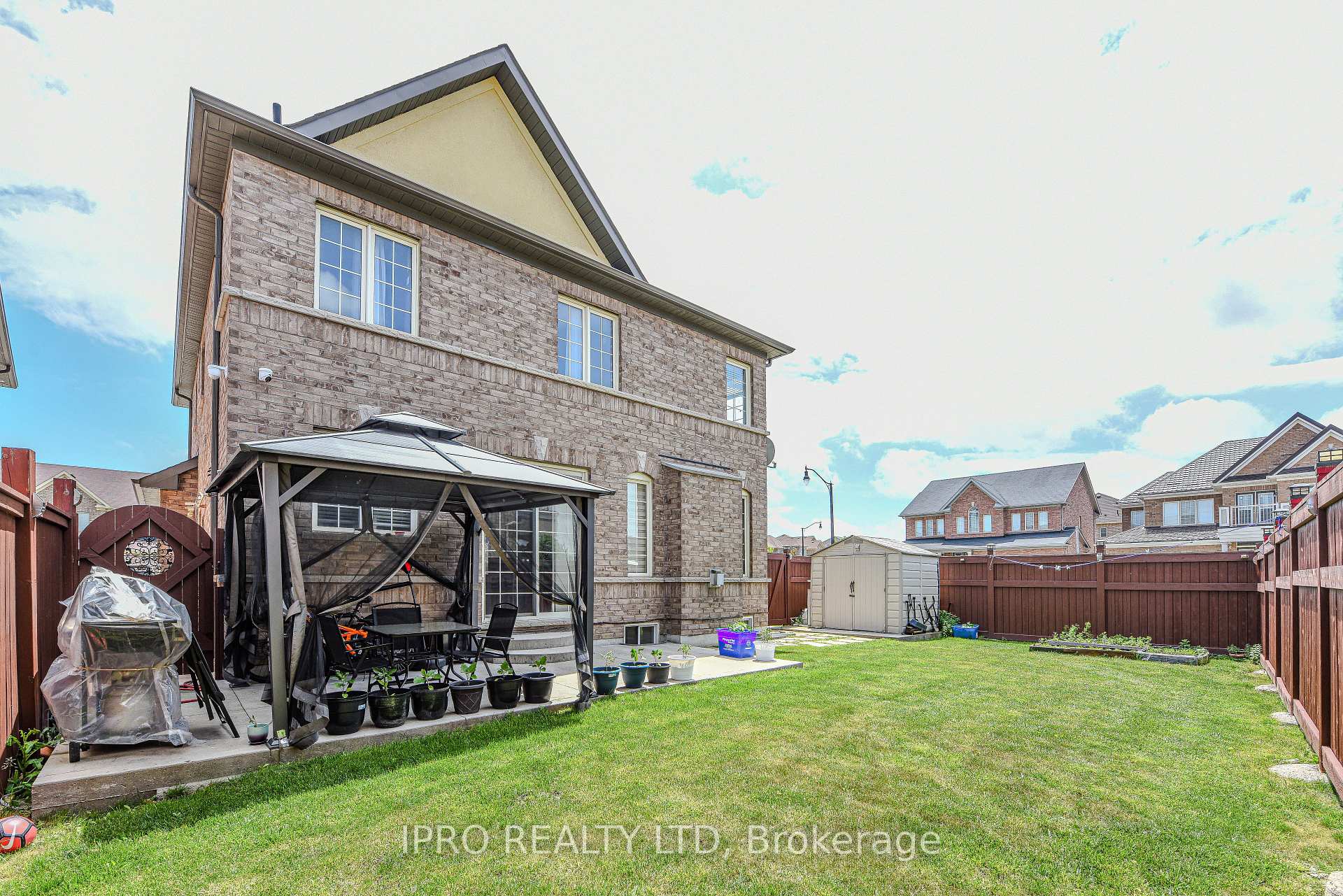 Photo 18 of 44 Templehill Road, Brampton, Sandringham-Wellington — HOMEH