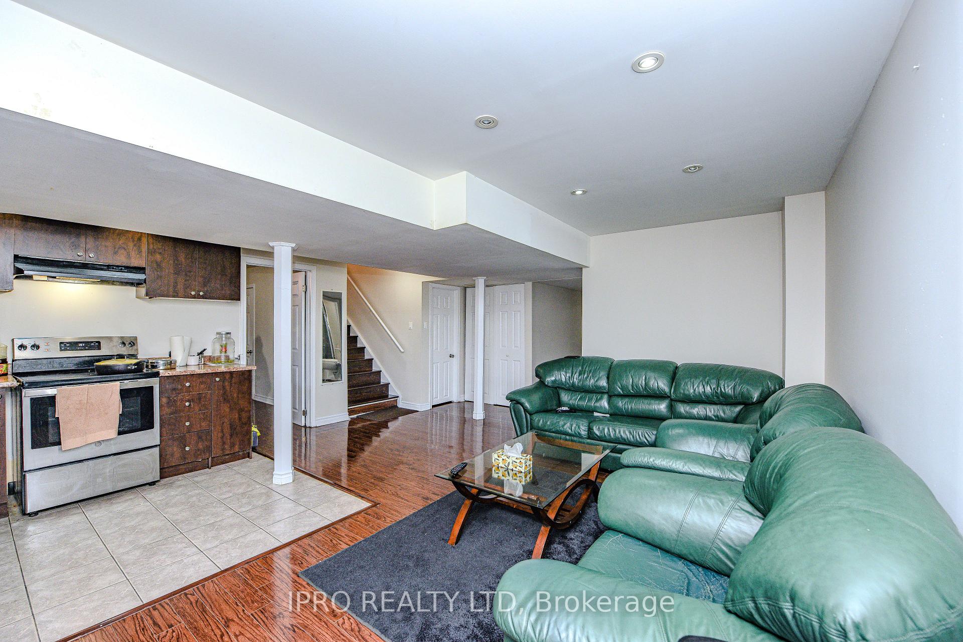 Photo 28 of 44 Templehill Road, Brampton, Sandringham-Wellington — HOMEH