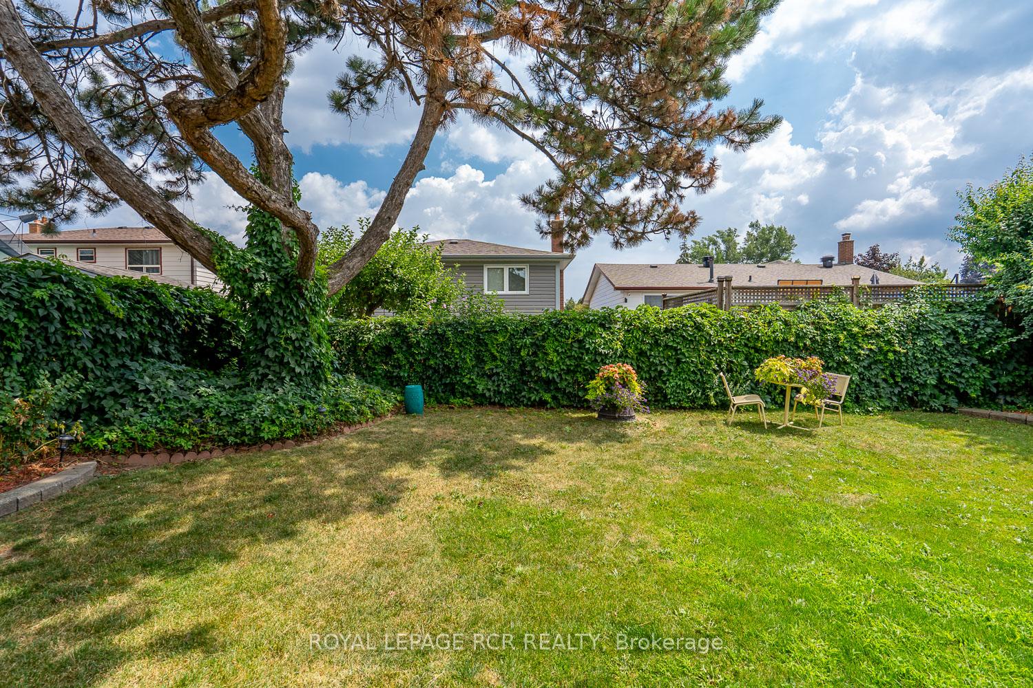Photo 24 of 93 Charters Road, Brampton, Madoc — HOMEH