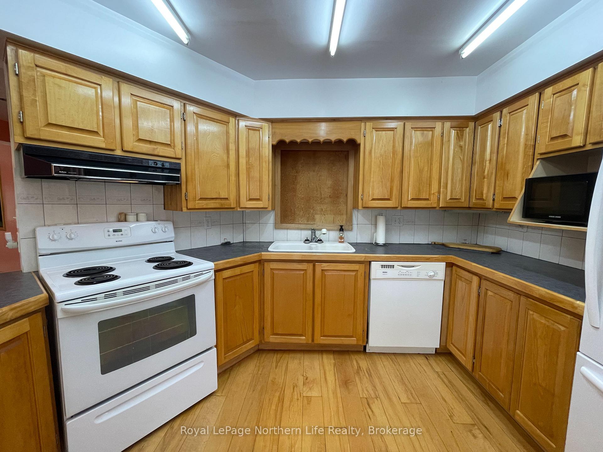 Photo 11 of 202 Highway 17 E, Bonfield — HOMEH