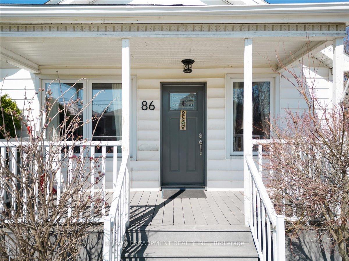 Photo 2 of 86 East 19th Street, Hamilton, Inch Park — HOMEH