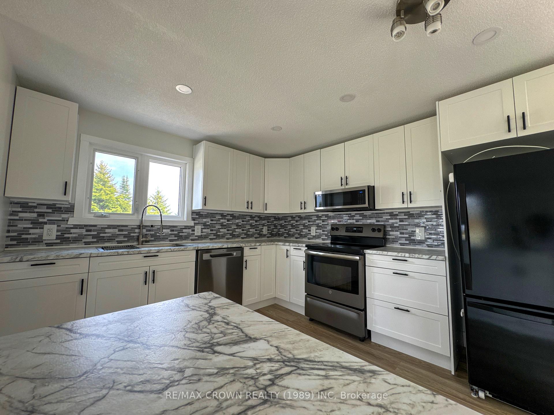 Photo 15 of 1 Bryant Street, Hearst — HOMEH
