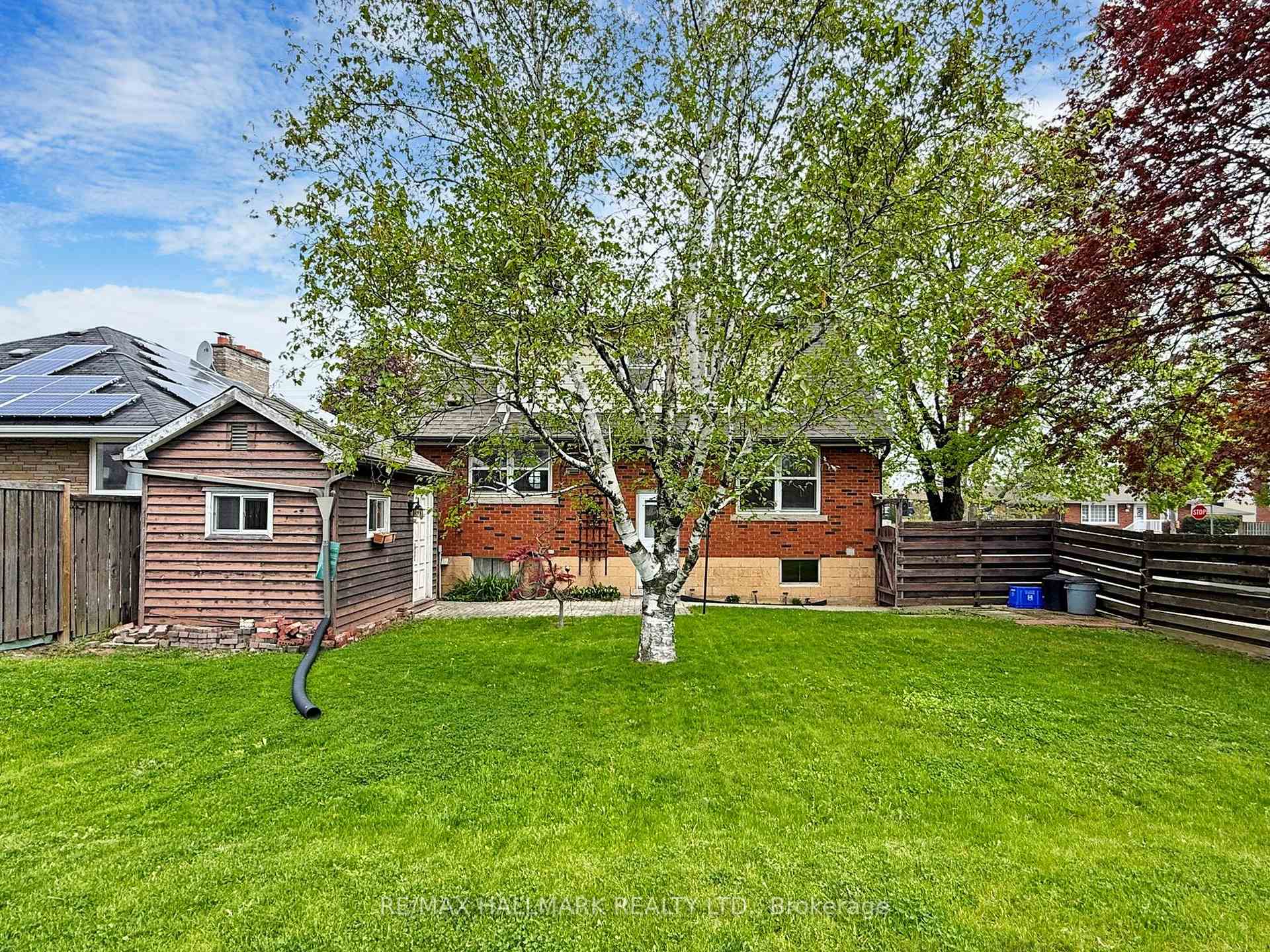 Photo 36 of 124 Mcelroy Road E, Hamilton, Balfour — HOMEH