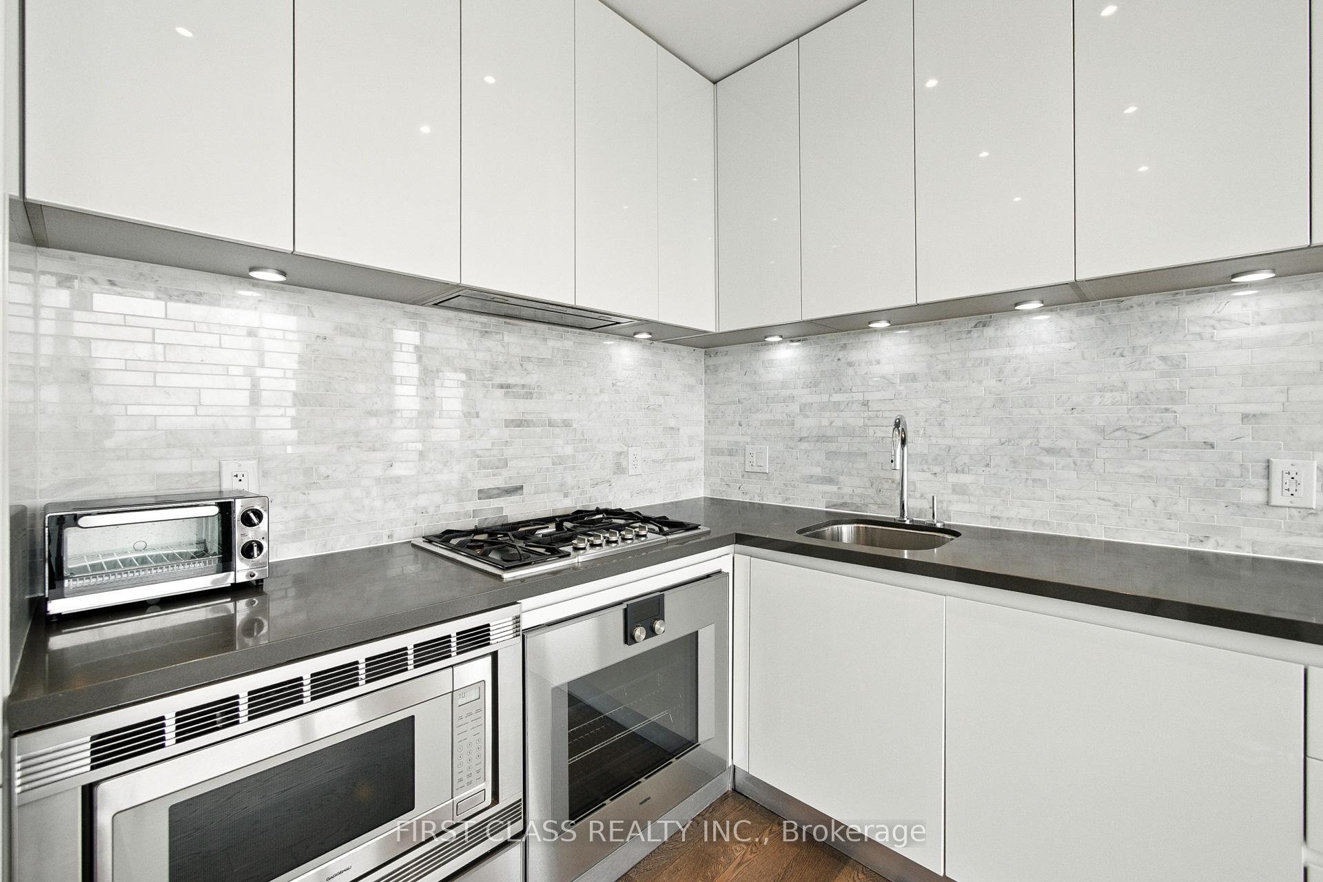 Photo 9 of Unit 4804, 42 Charles Street E, Toronto, Church-Yonge Corridor — HOMEH