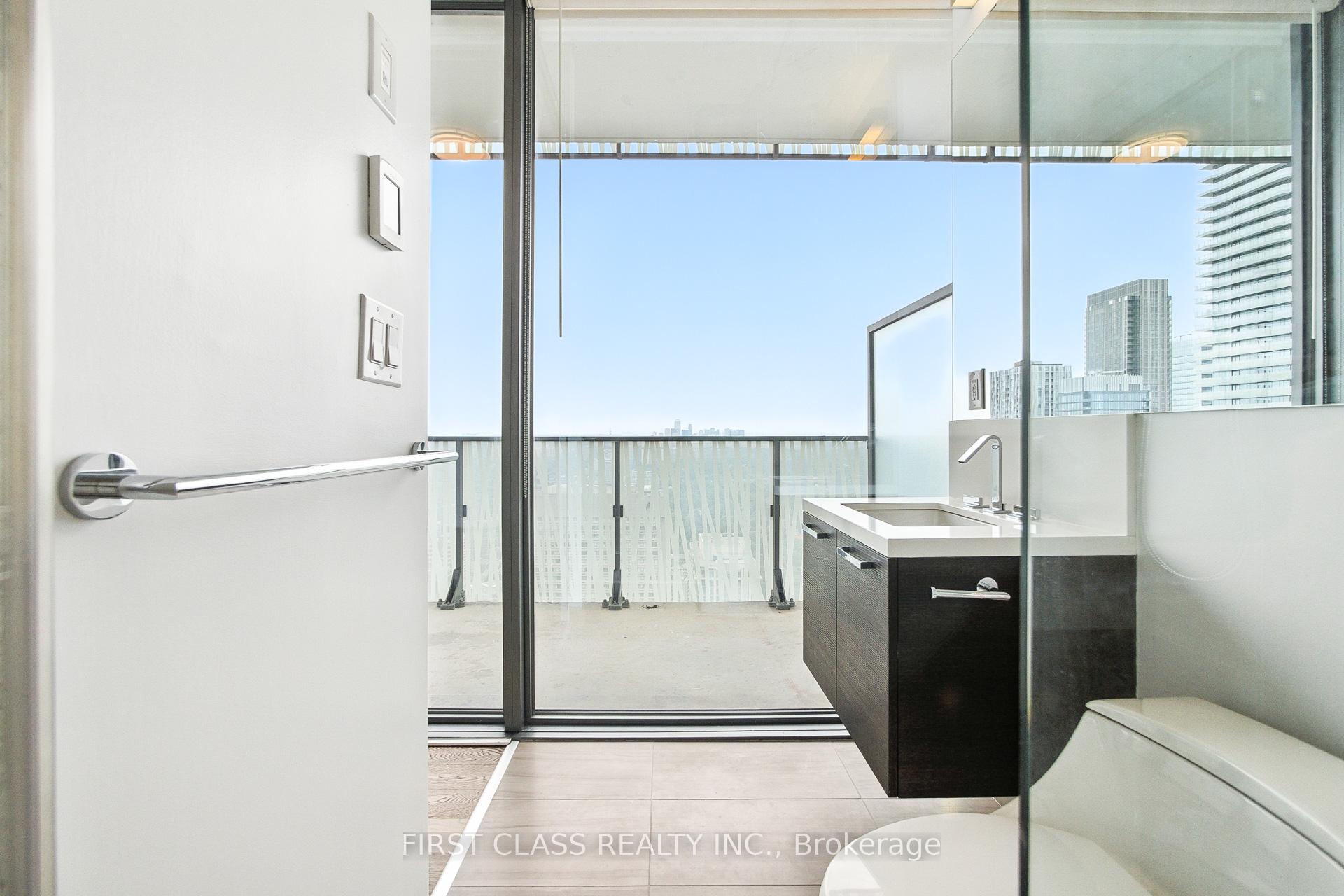 Photo 14 of Unit 4804, 42 Charles Street E, Toronto, Church-Yonge Corridor — HOMEH