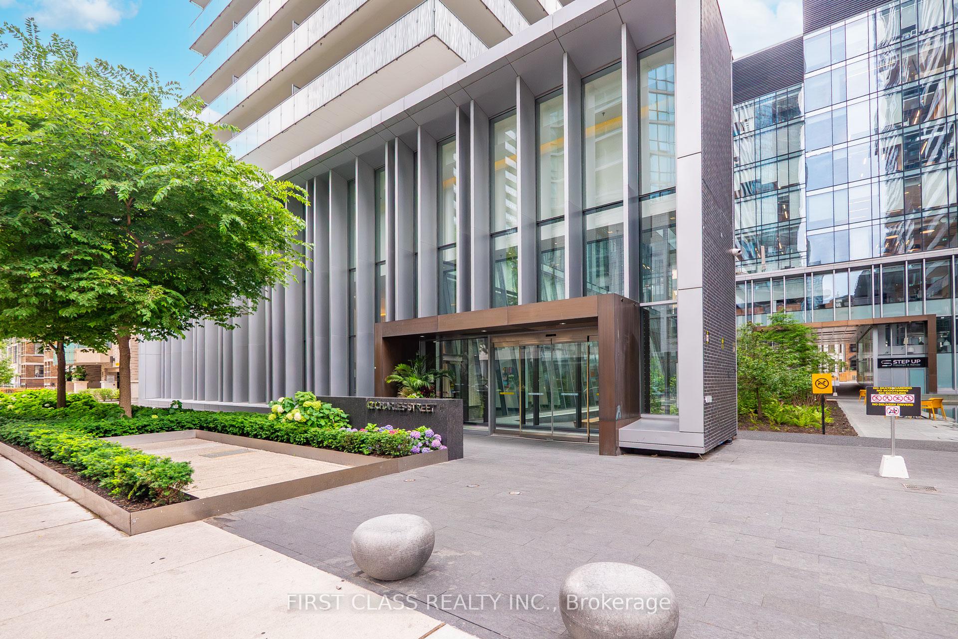 Photo 35 of Unit 4804, 42 Charles Street E, Toronto, Church-Yonge Corridor — HOMEH