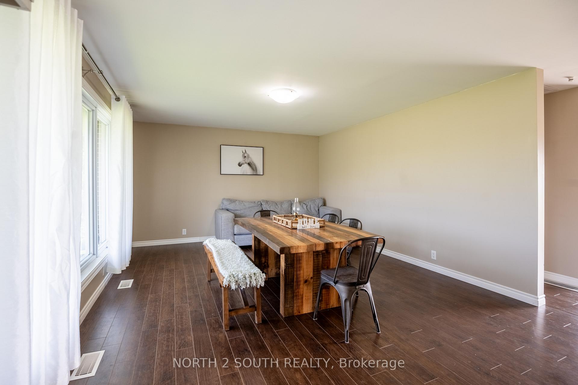 Photo 14 of 335147 Hwy 11 N, Englehart, Central Timiskaming — HOMEH