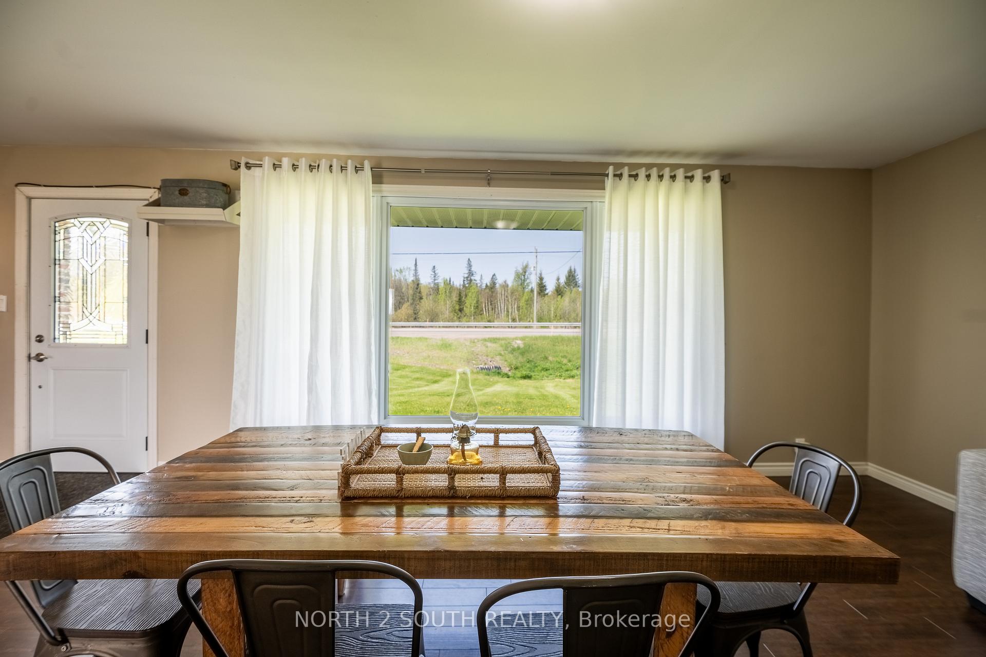 Photo 16 of 335147 Hwy 11 N, Englehart, Central Timiskaming — HOMEH