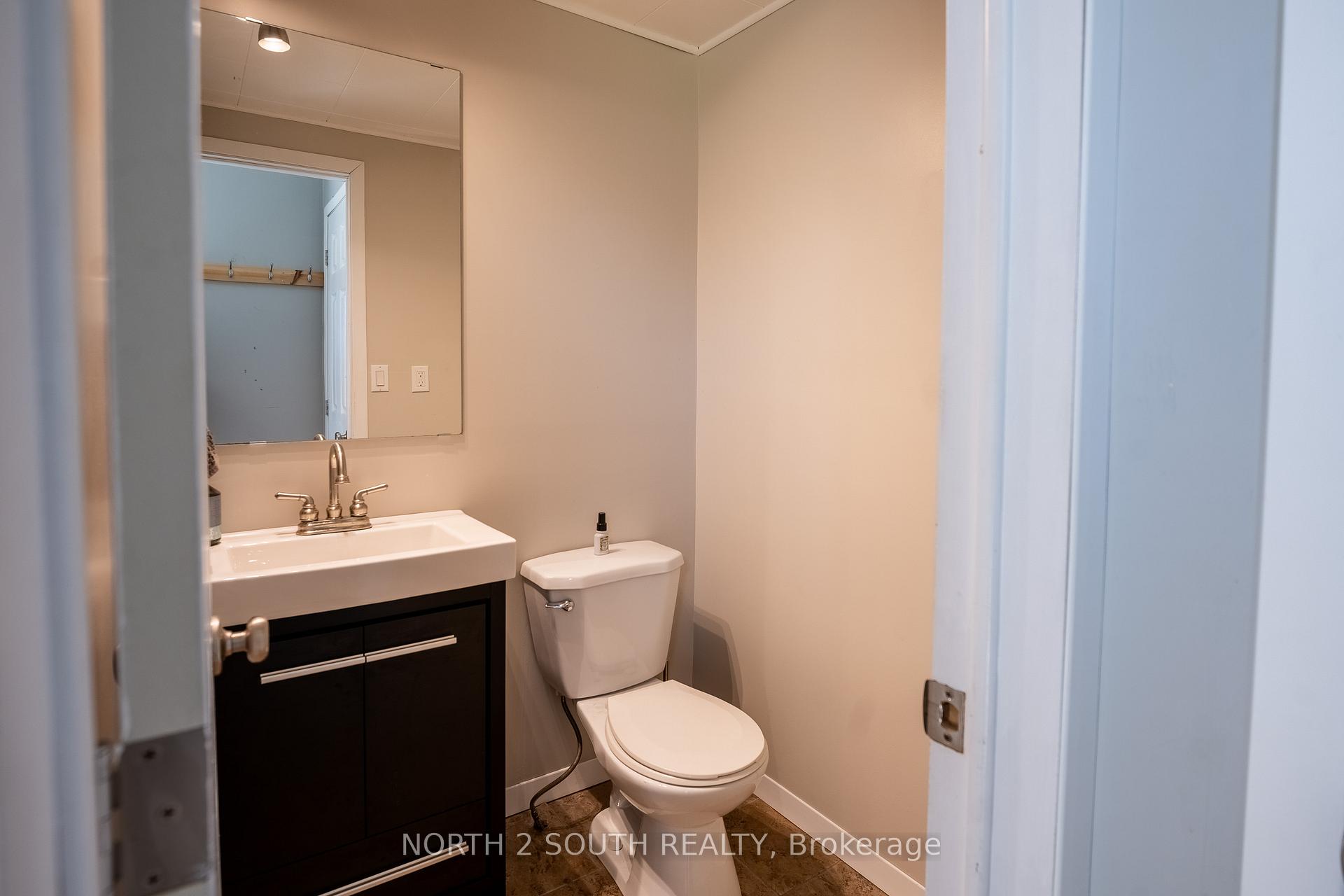 Photo 23 of 335147 Hwy 11 N, Englehart, Central Timiskaming — HOMEH