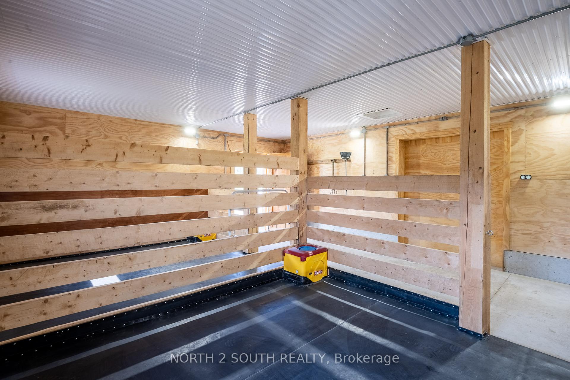 Photo 36 of 335147 Hwy 11 N, Englehart, Central Timiskaming — HOMEH