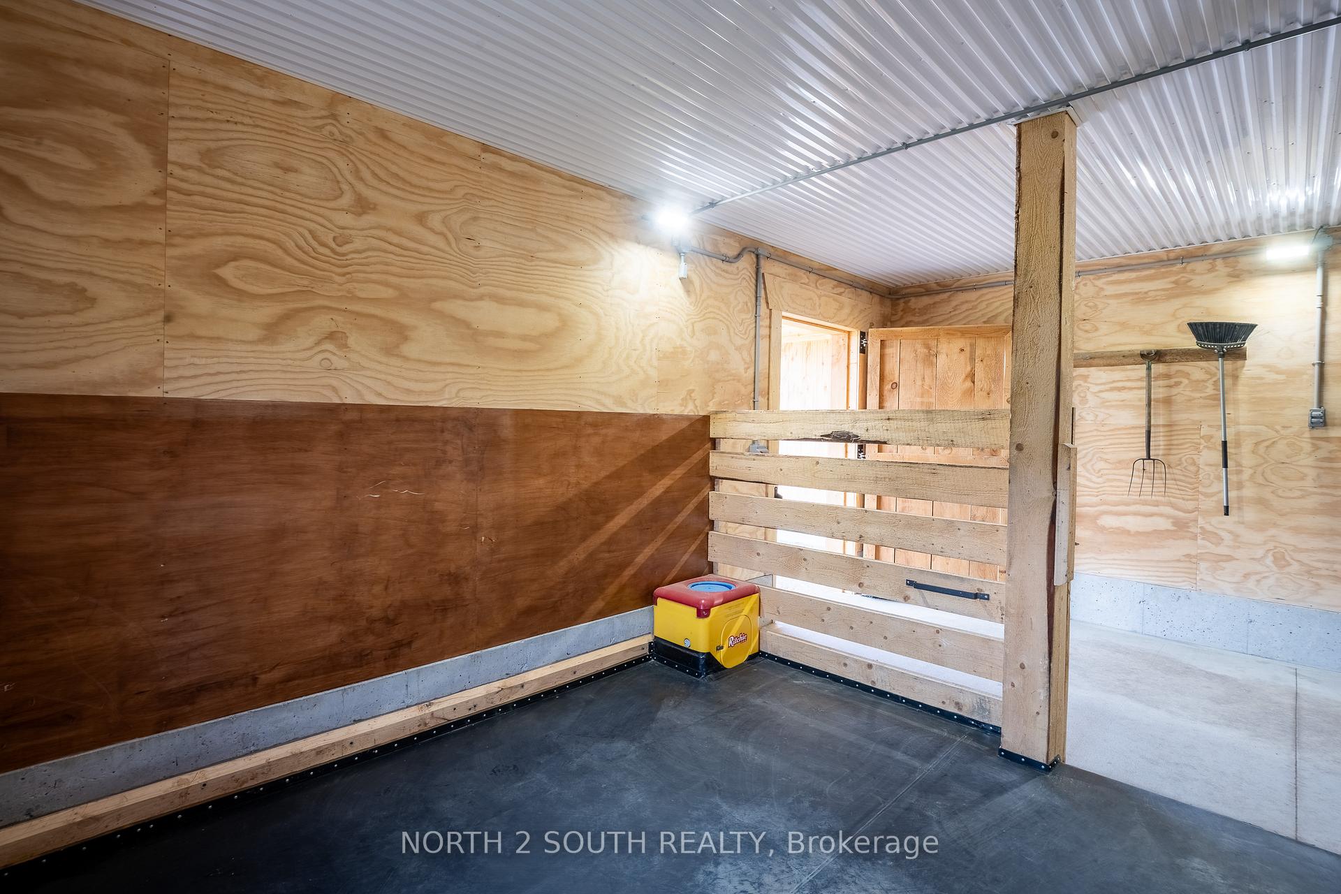 Photo 37 of 335147 Hwy 11 N, Englehart, Central Timiskaming — HOMEH