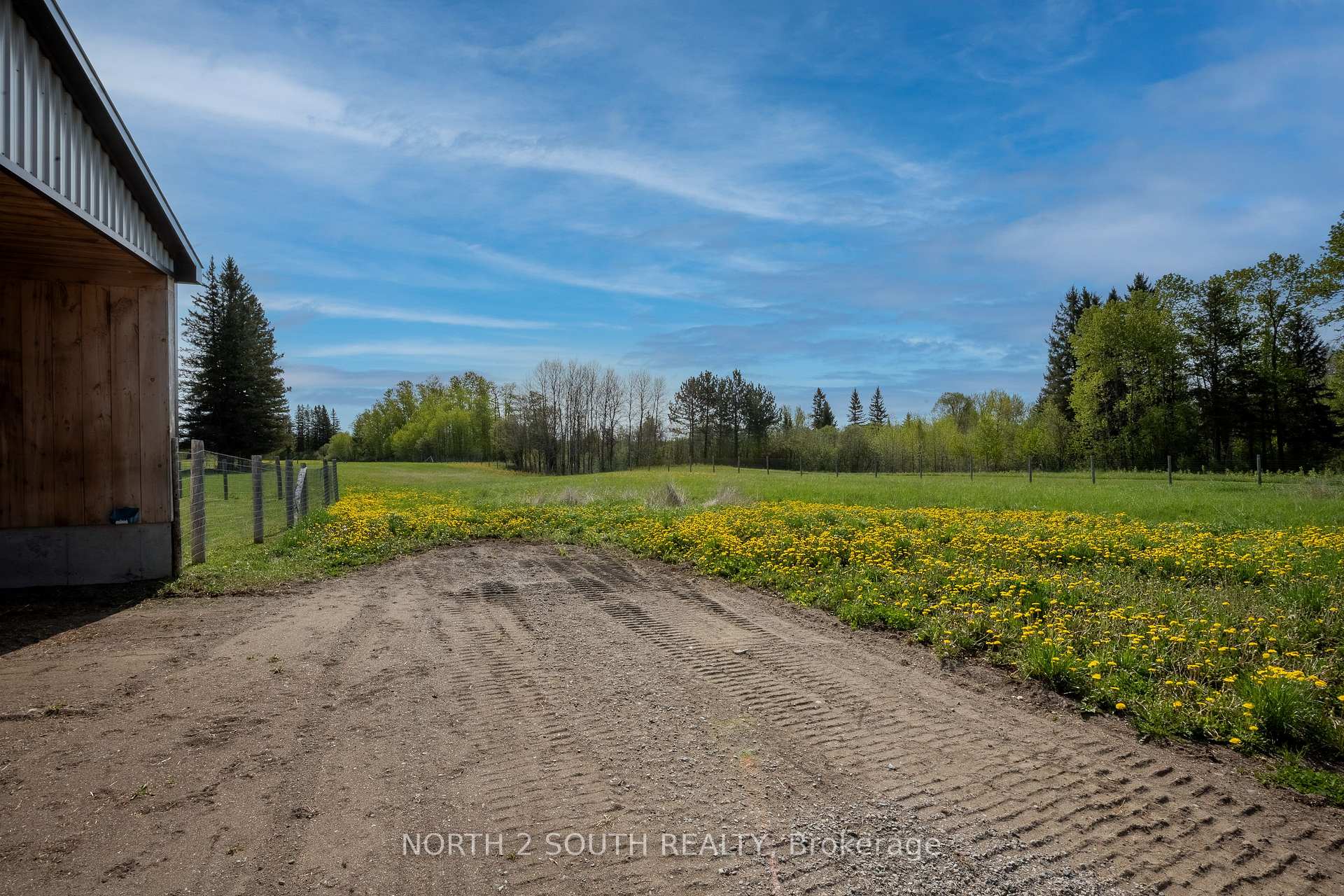 Photo 41 of 335147 Hwy 11 N, Englehart, Central Timiskaming — HOMEH