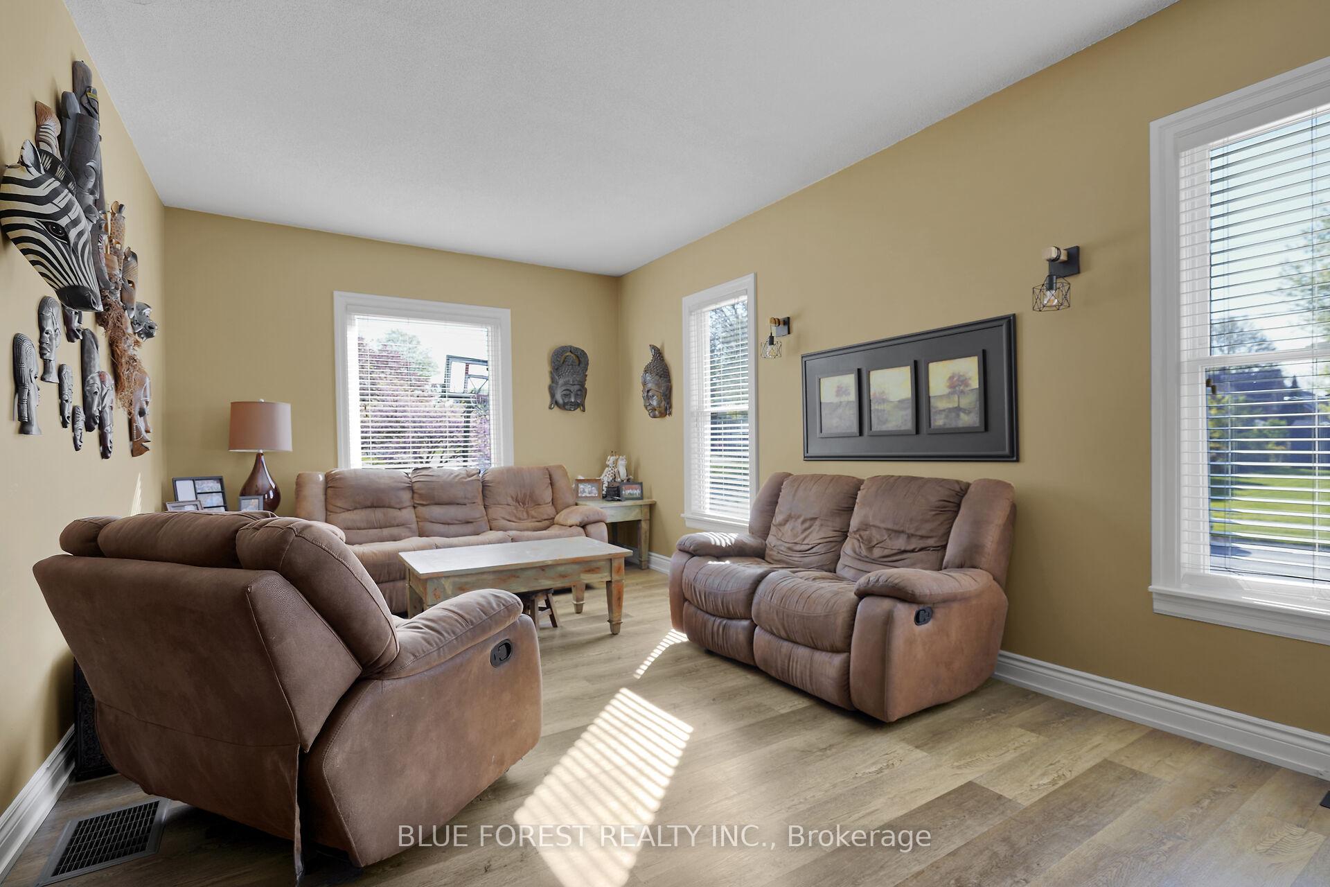 Photo 11 of 211 Mary Street, Dutton/Dunwich, Dutton — HOMEH