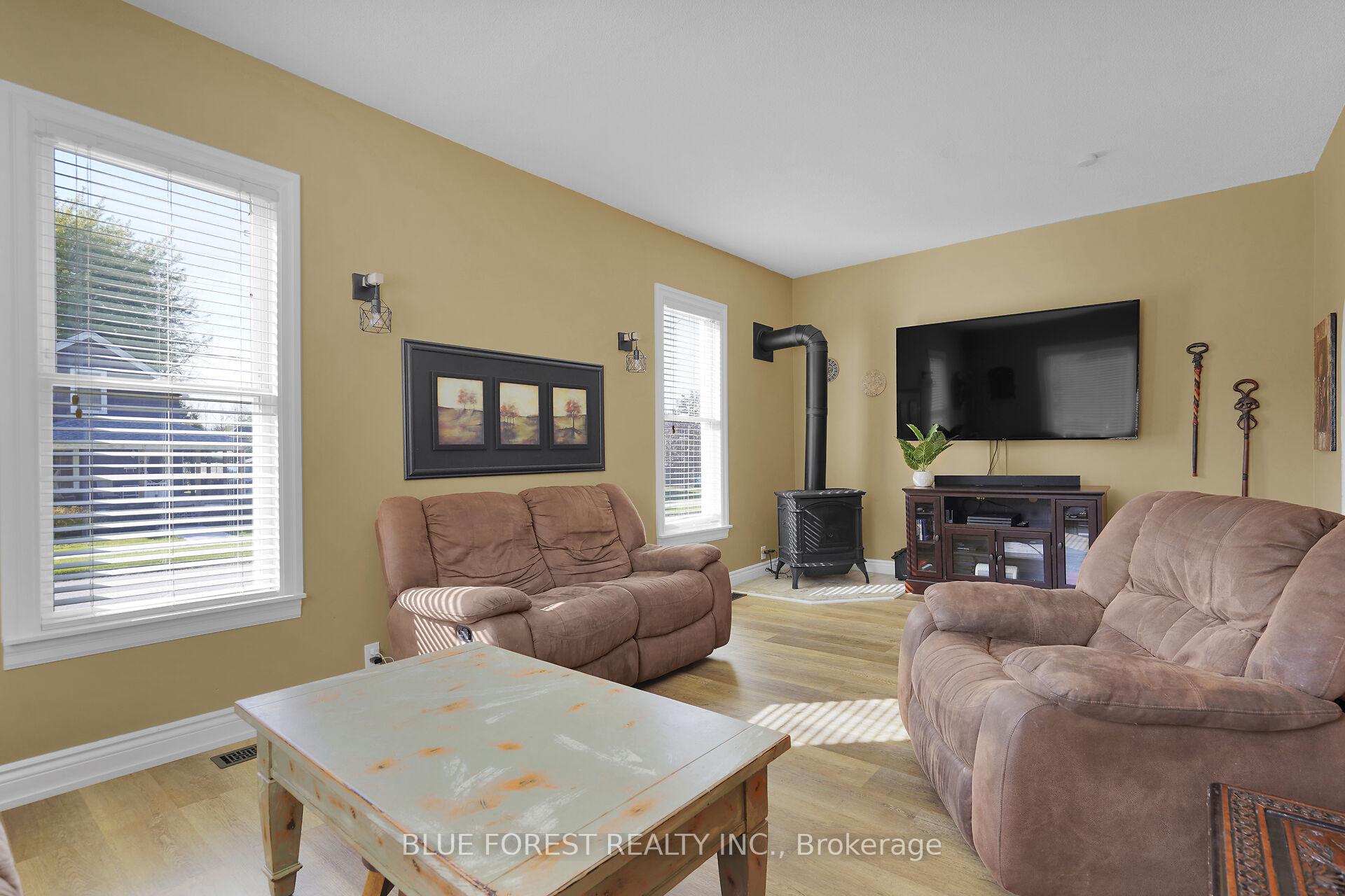 Photo 12 of 211 Mary Street, Dutton/Dunwich, Dutton — HOMEH