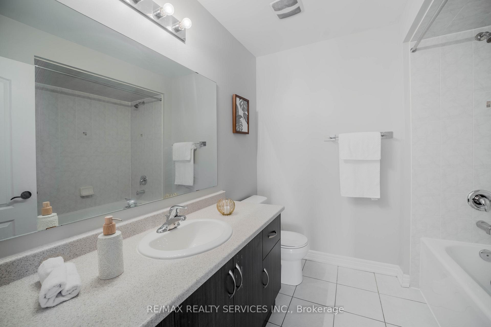Photo 15 of 15 Ebury Drive, Brampton, Credit Valley — HOMEH