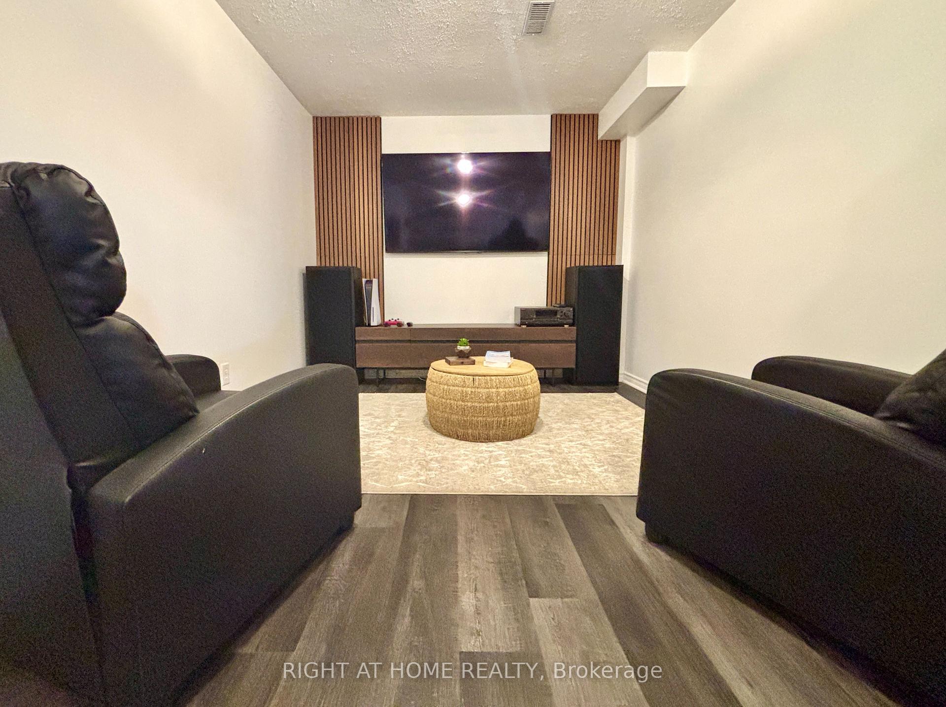Photo 5 of 5 Torada Court, Brampton, Snelgrove — HOMEH