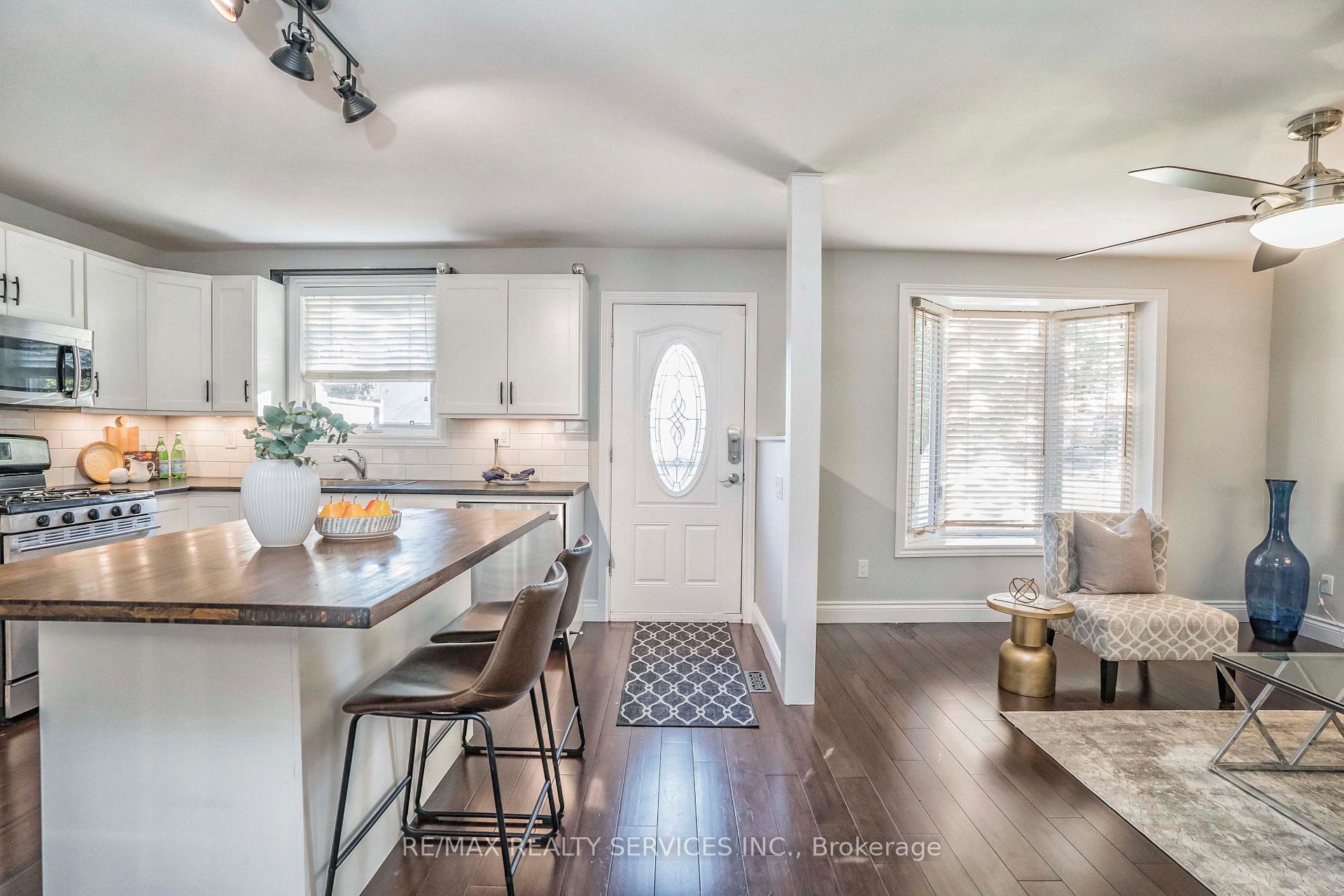Photo 8 of 66 Tindale Road, Brampton, Madoc — HOMEH