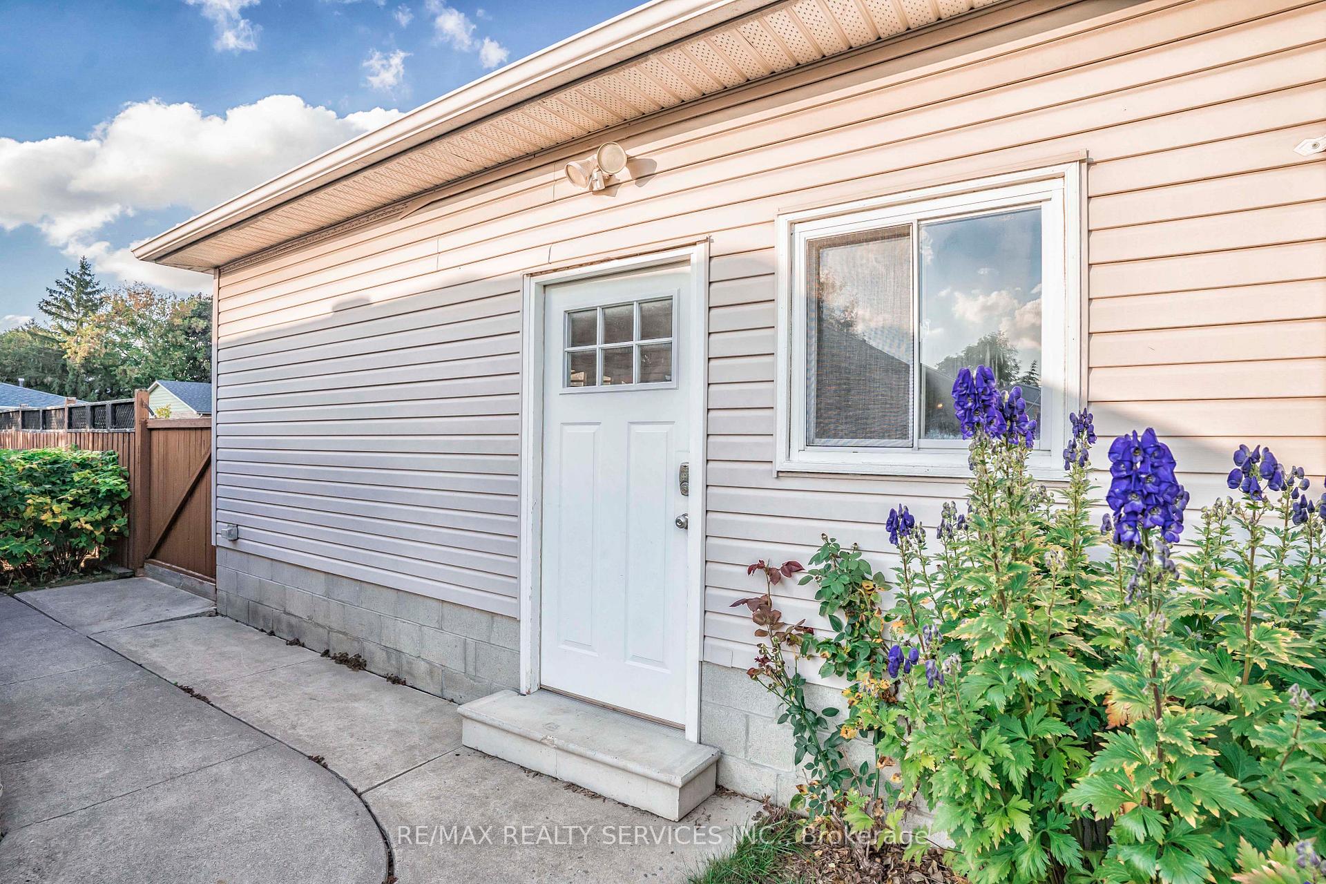 Photo 30 of 66 Tindale Road, Brampton, Madoc — HOMEH