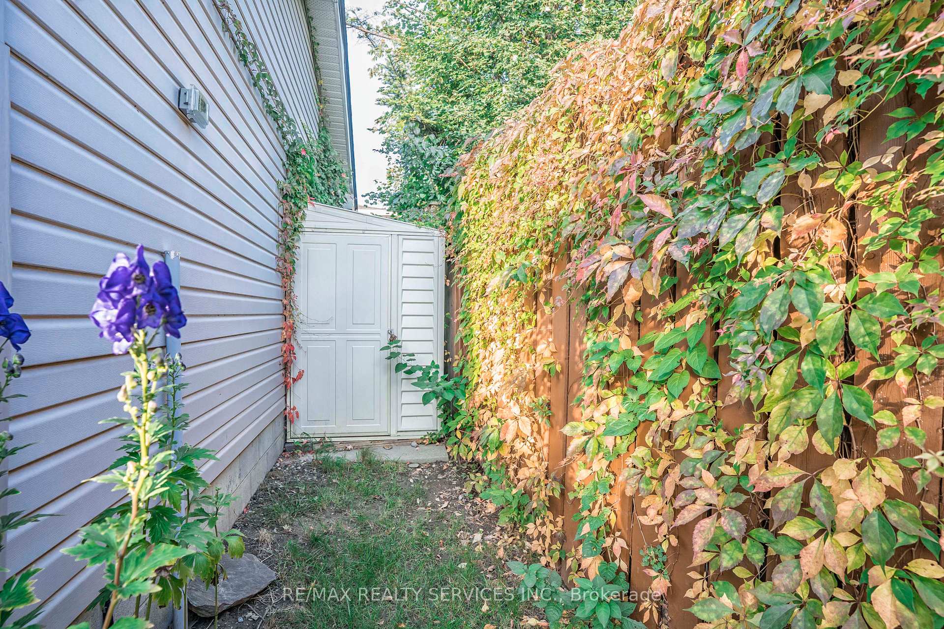 Photo 31 of 66 Tindale Road, Brampton, Madoc — HOMEH