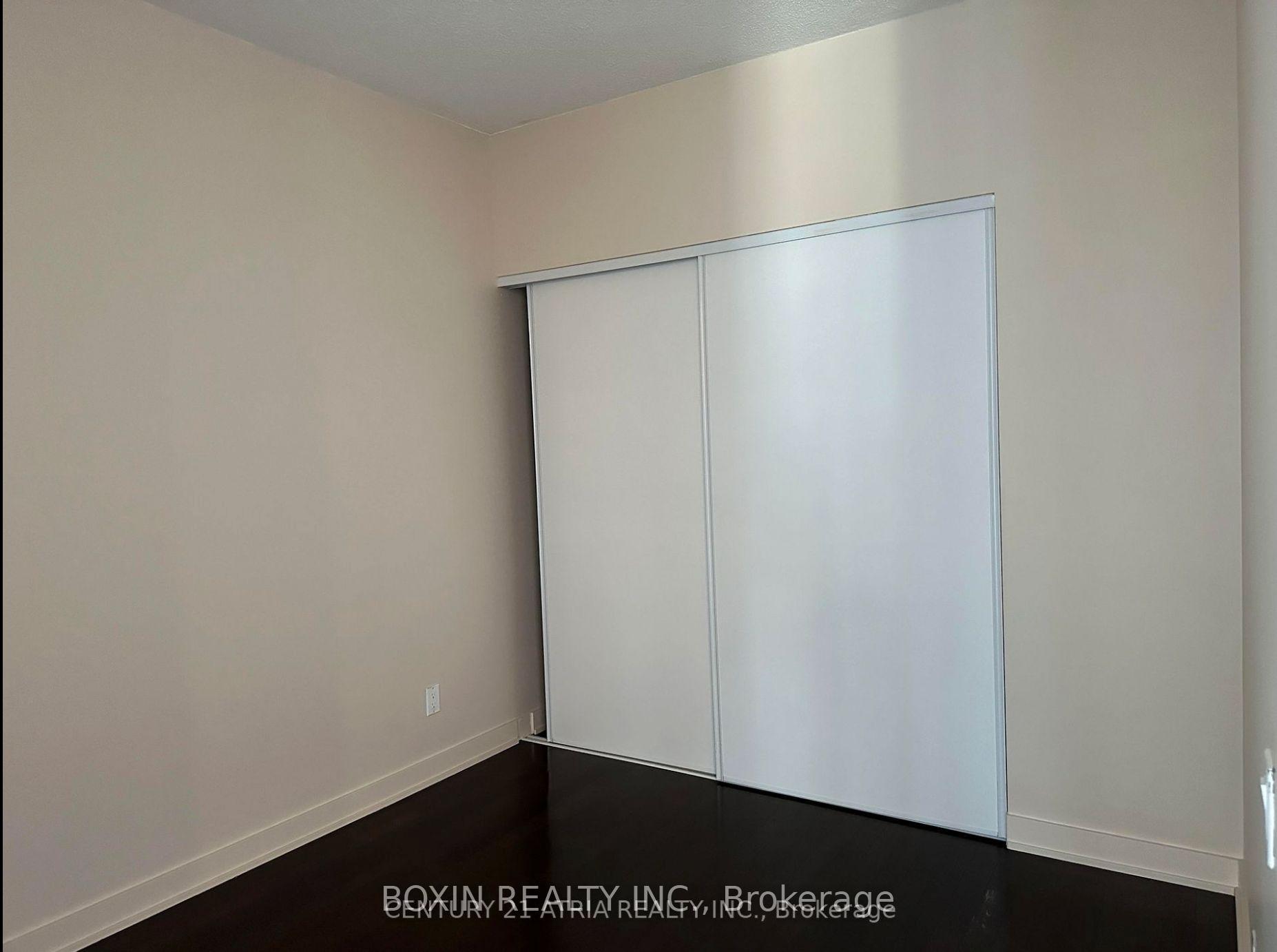 Photo 6 of Unit 2312, 33 Charles Street E, Toronto, Church-Yonge Corridor — HOMEH