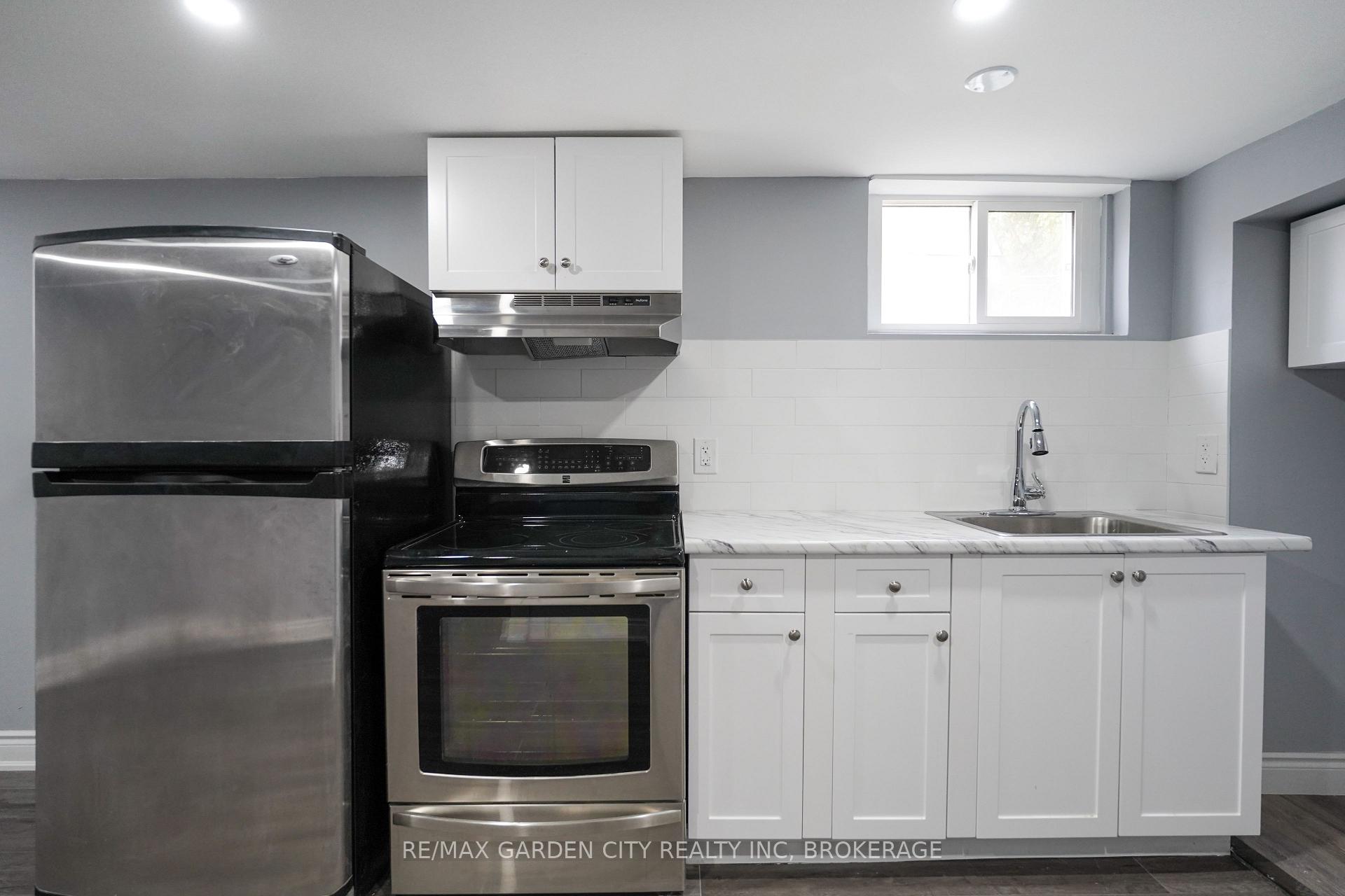 Photo 6 of Unit 5, 104 Haig Street, St. Catharines, Haig — HOMEH